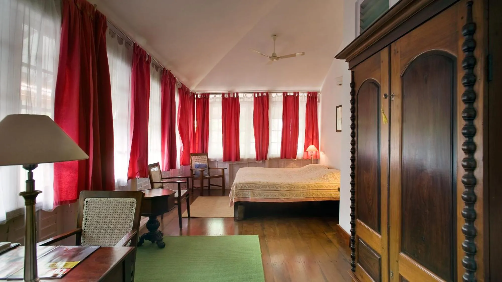 Photo of the whole room, Bed in Neemrana's- Tower House