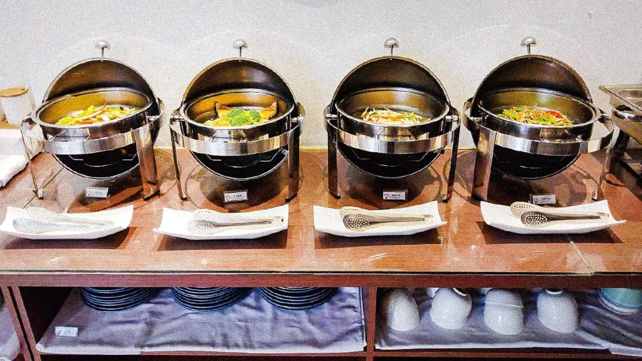 Restaurant/places to eat in All-Ur Boutique Motel -Chia Yi Branch