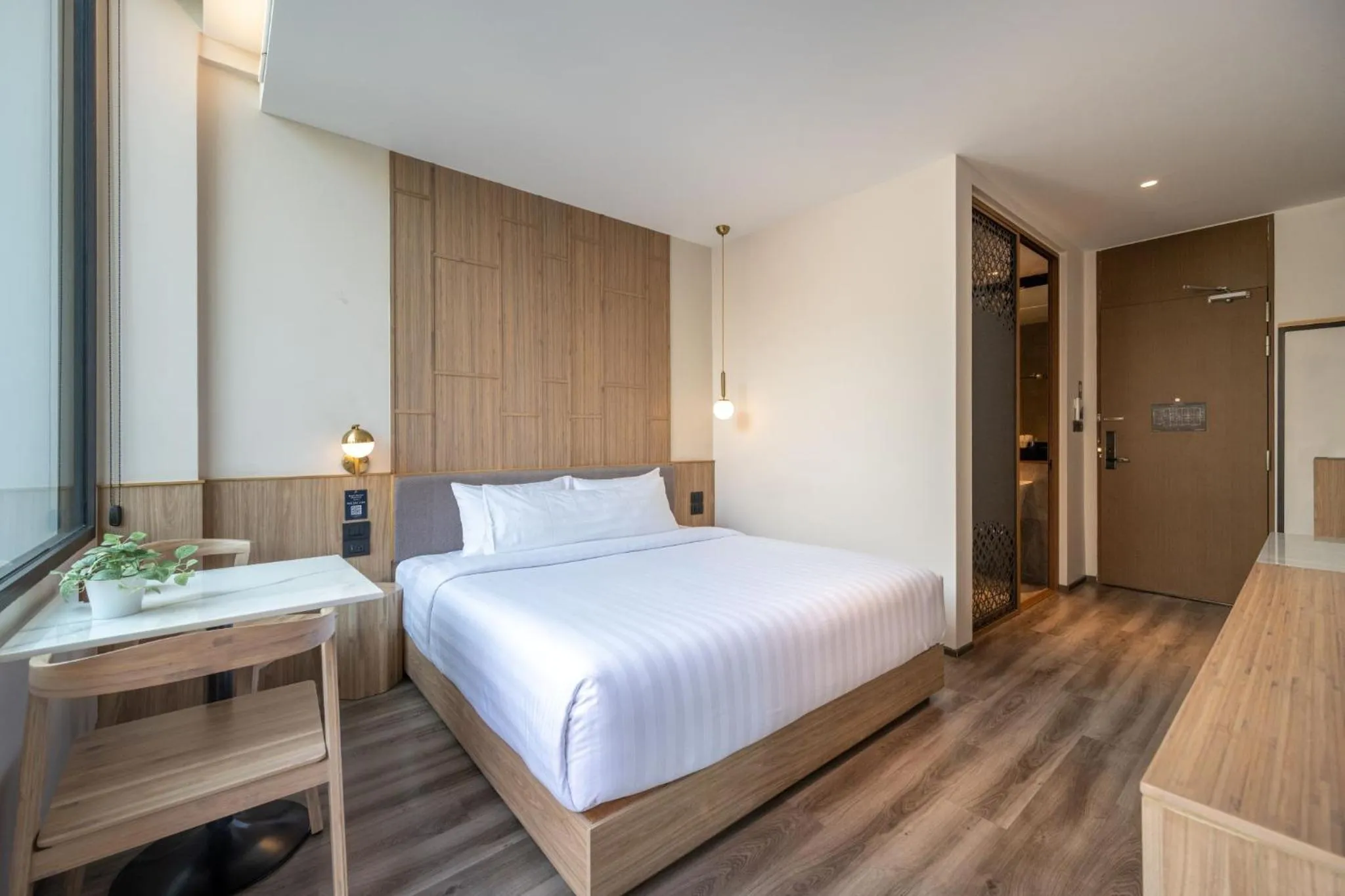 Bed in SHAN Villas Sukhumvit