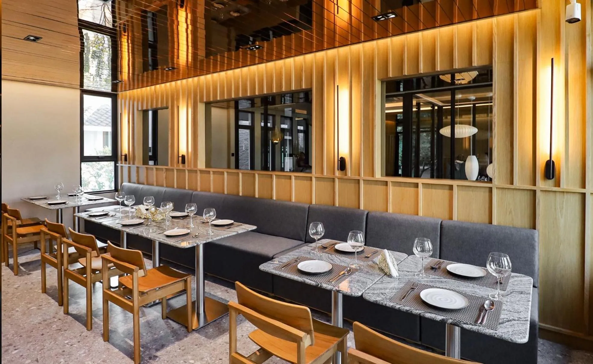 Restaurant/places to eat in SHAN Villas Sukhumvit