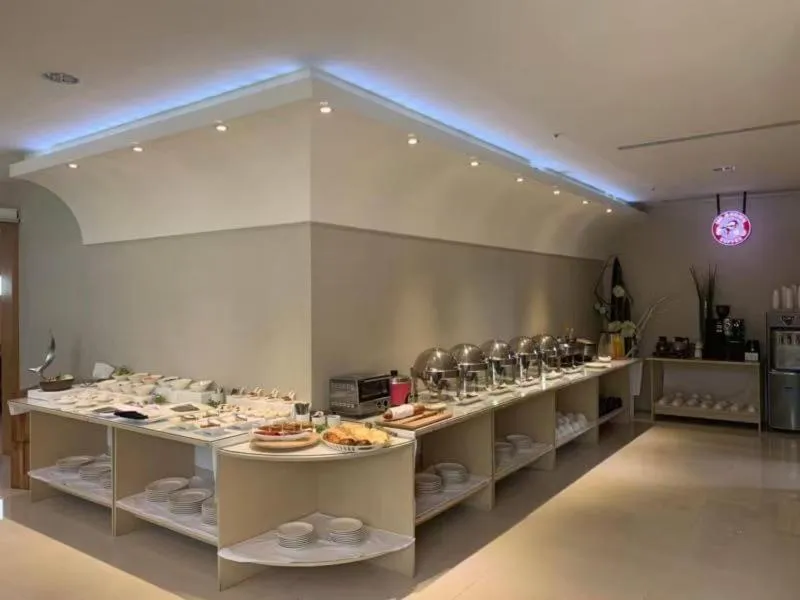 Restaurant/places to eat in All-Ur Boutique Motel - Taichung Branch