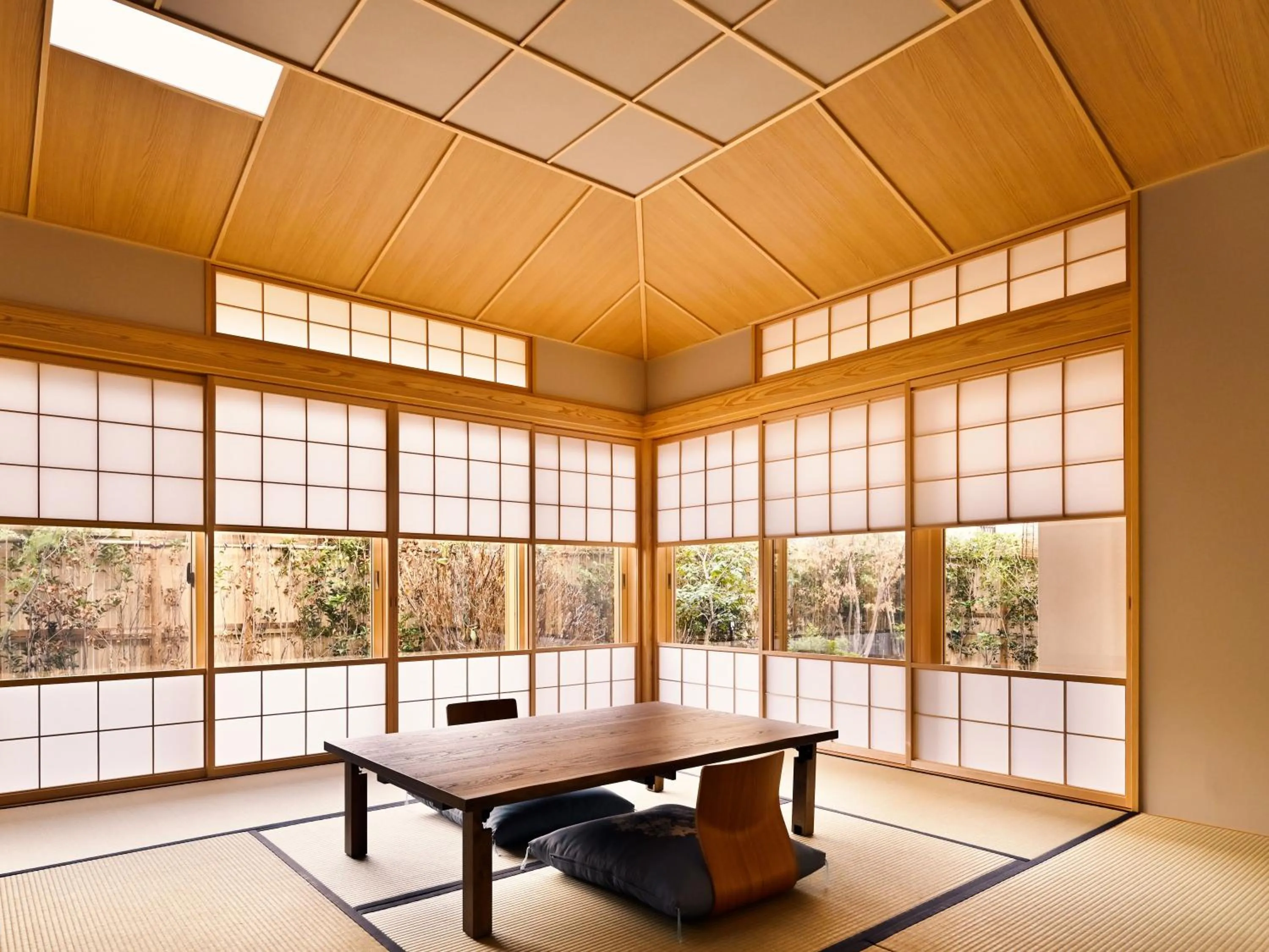 Photo of the whole room in Beniya