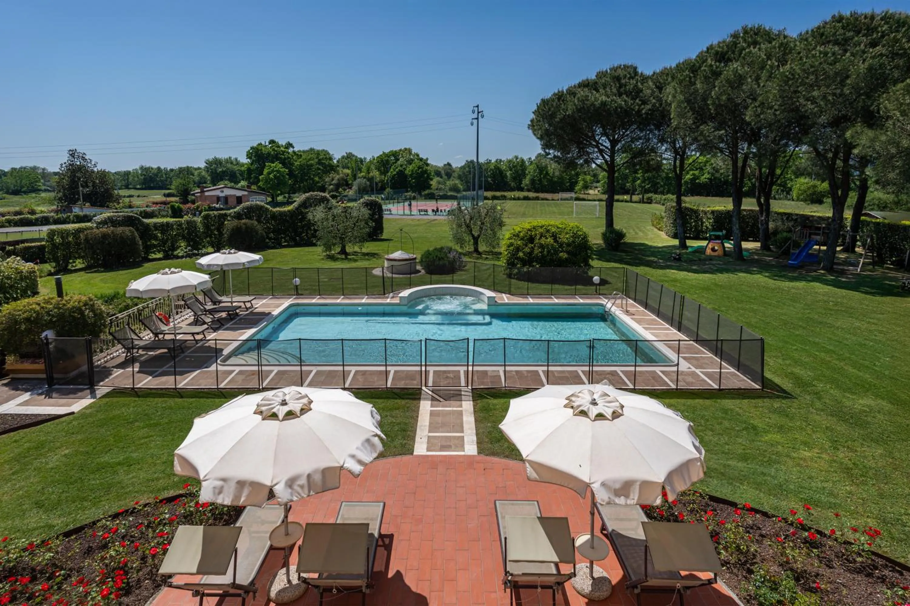 Spring in Villa Colombai