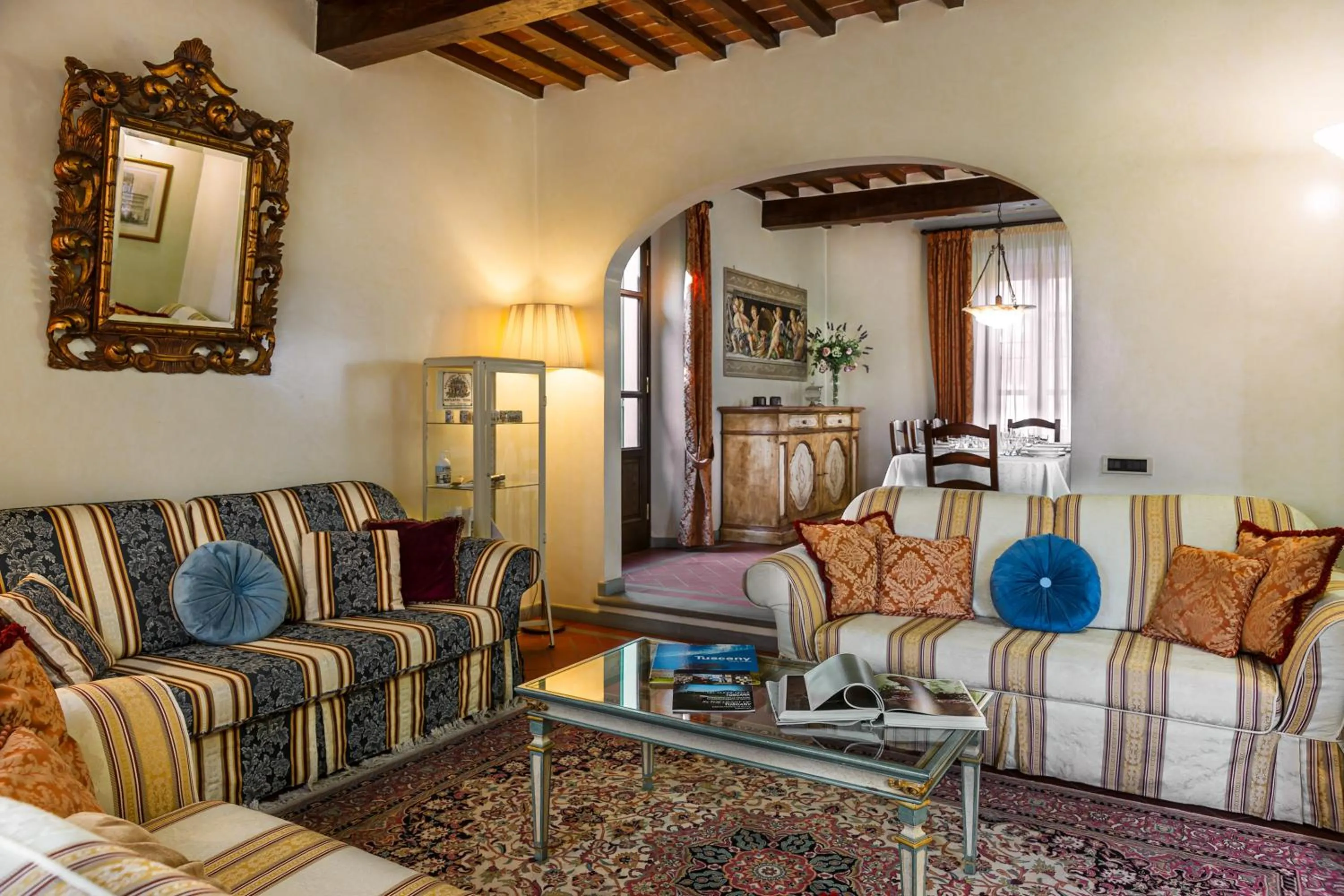 Communal lounge/ TV room in Villa Colombai