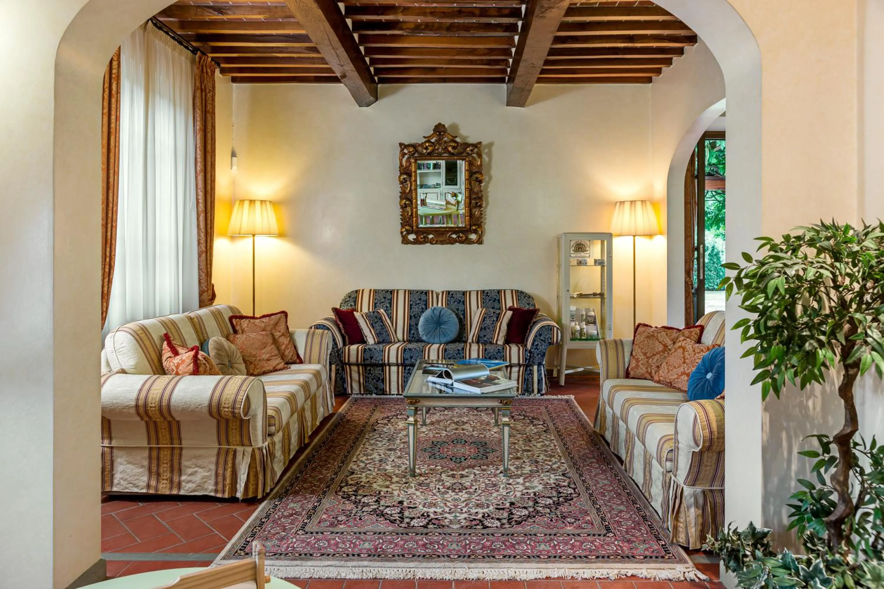 Communal lounge/ TV room in Villa Colombai