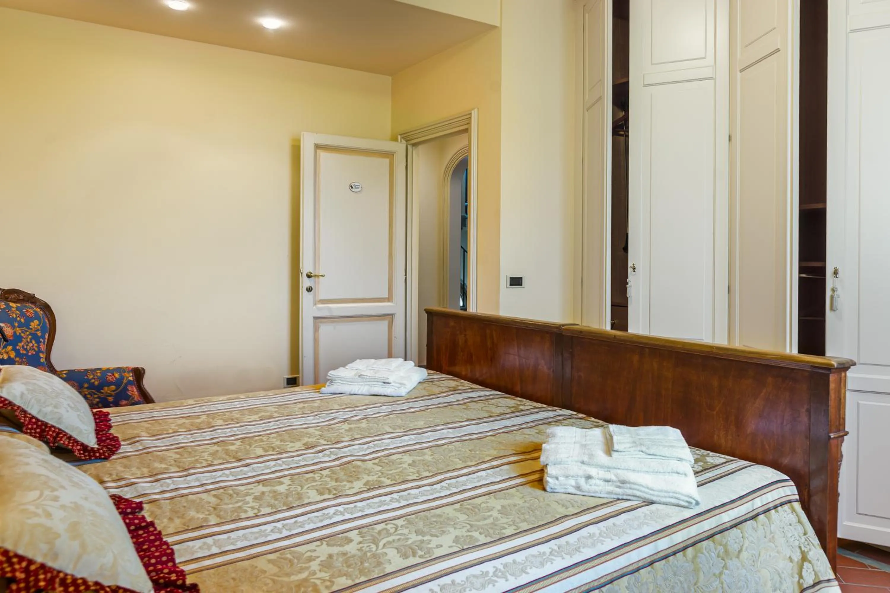 Photo of the whole room, Bed in Villa Colombai