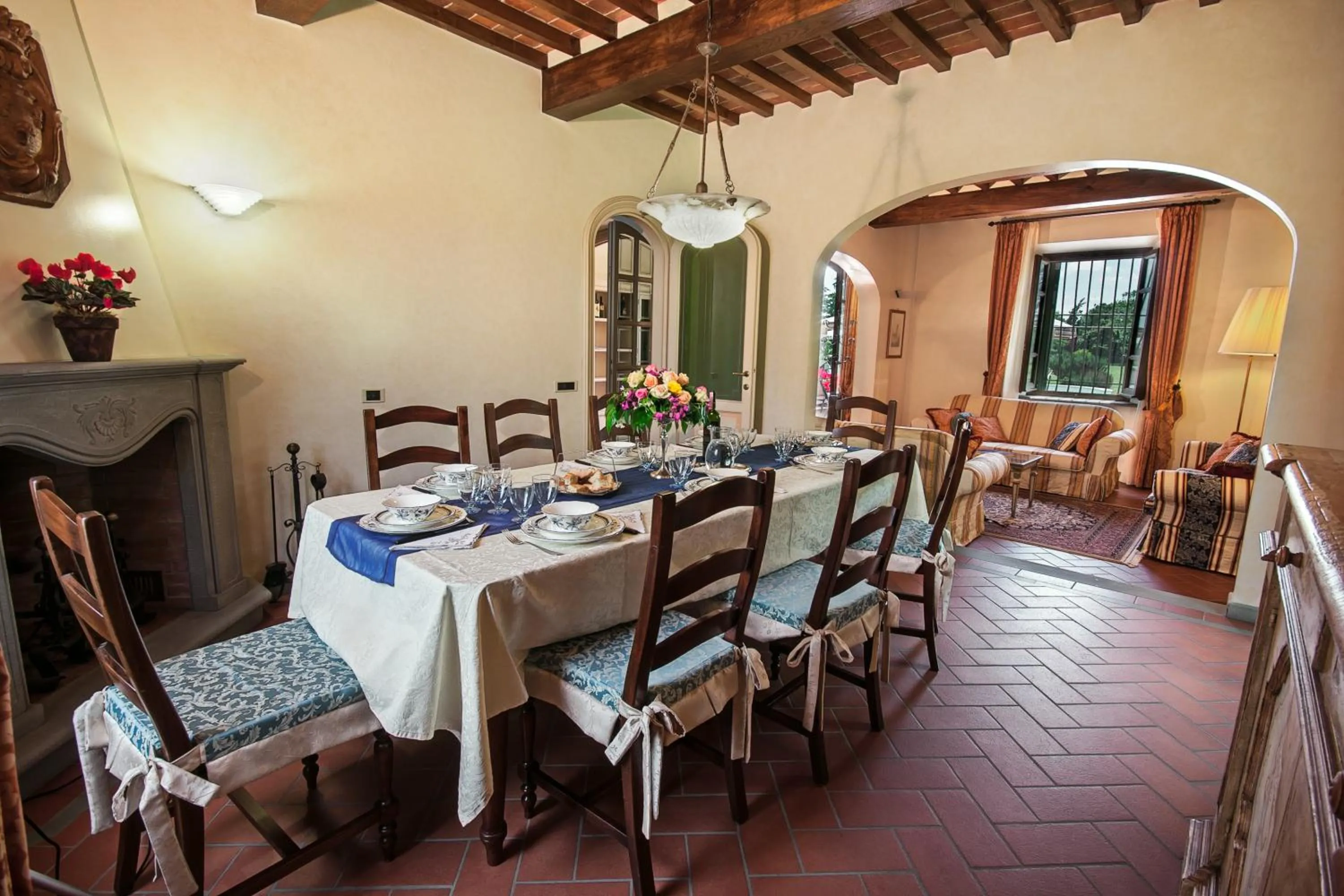 Dining area in Villa Colombai