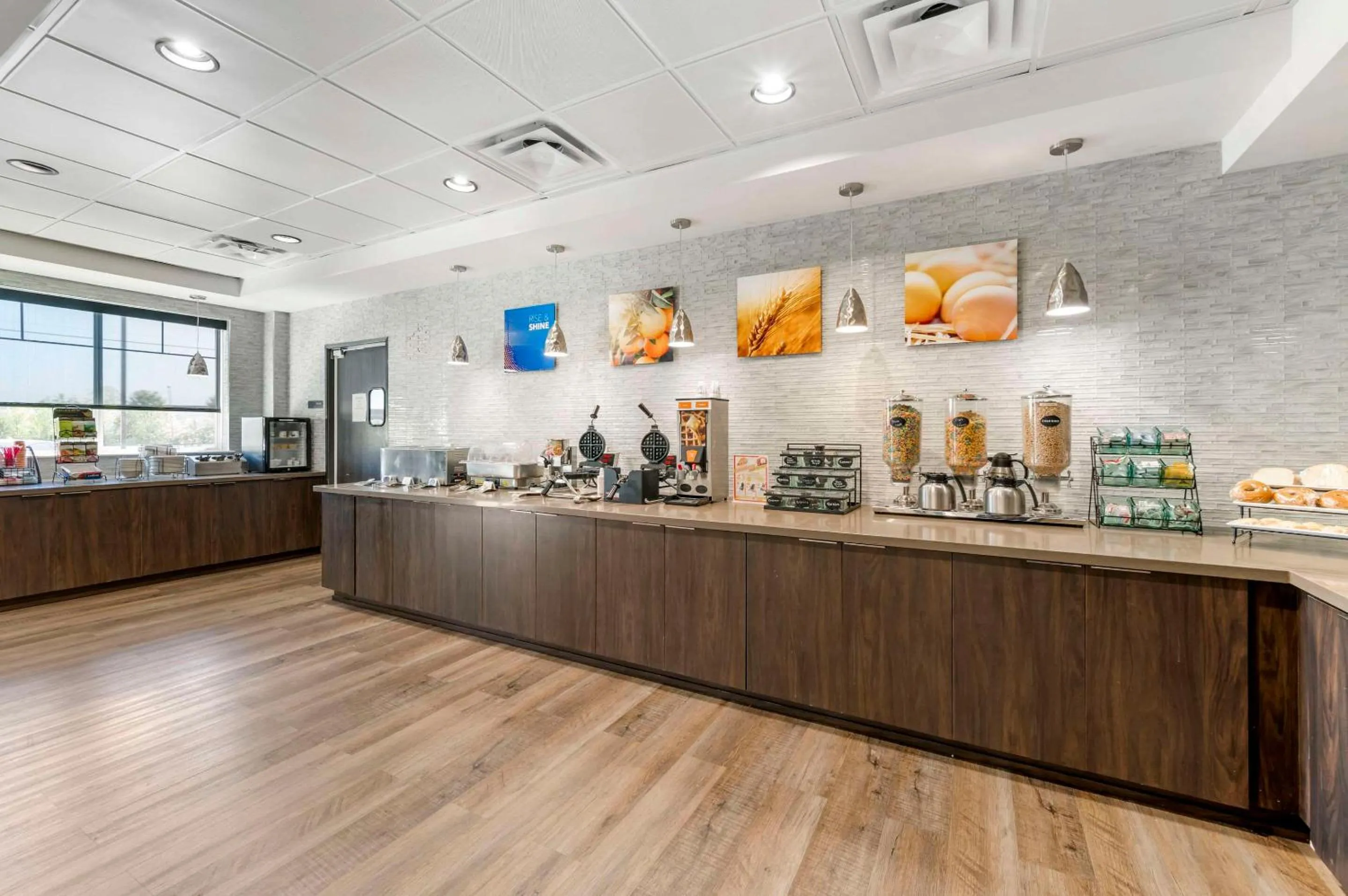 Breakfast in Best Western Plus Louisville North