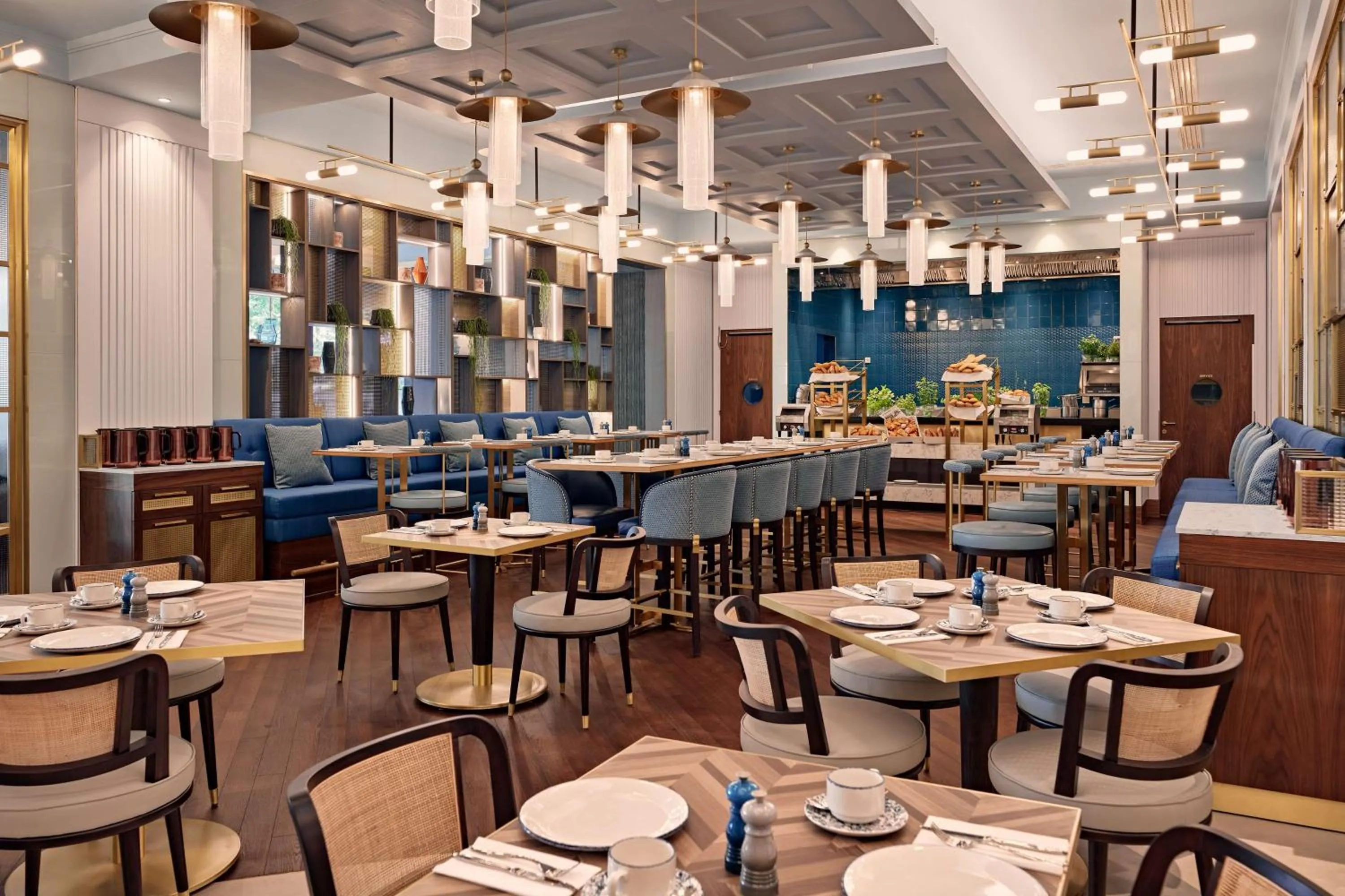 Restaurant/places to eat in Hilton Vienna Park