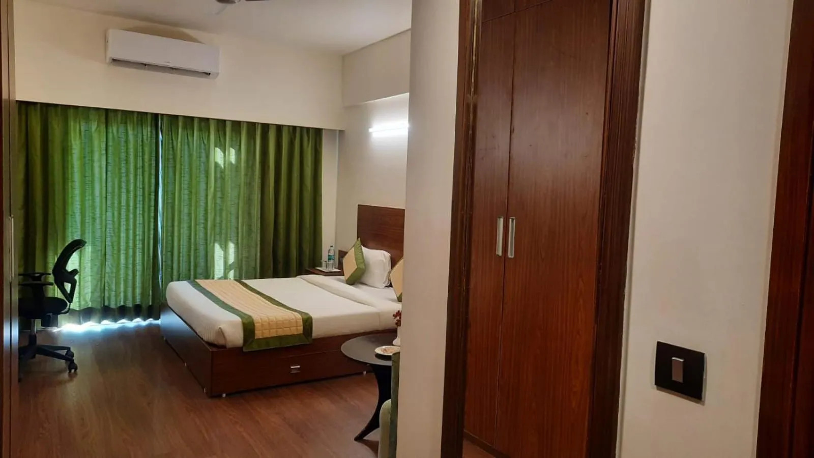 Photo of the whole room, Bed in Hotel Livbox