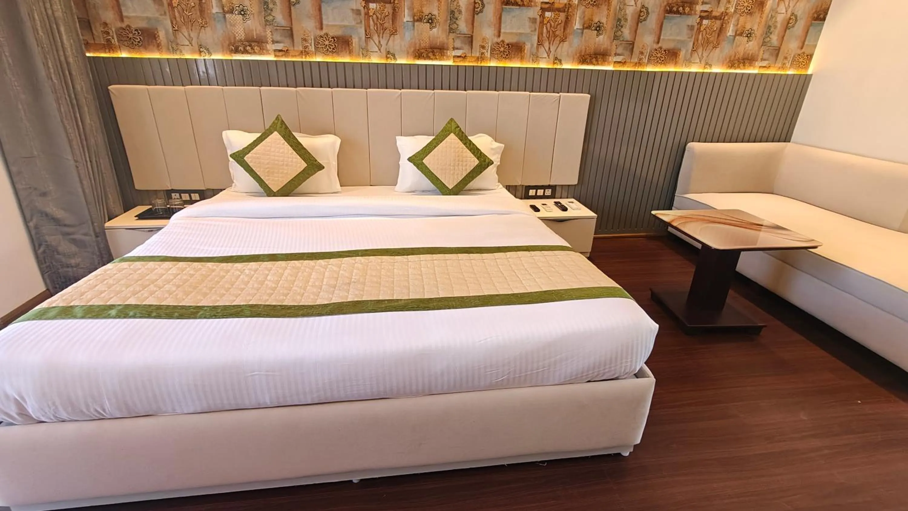 Bedroom, Bed in Hotel Livbox