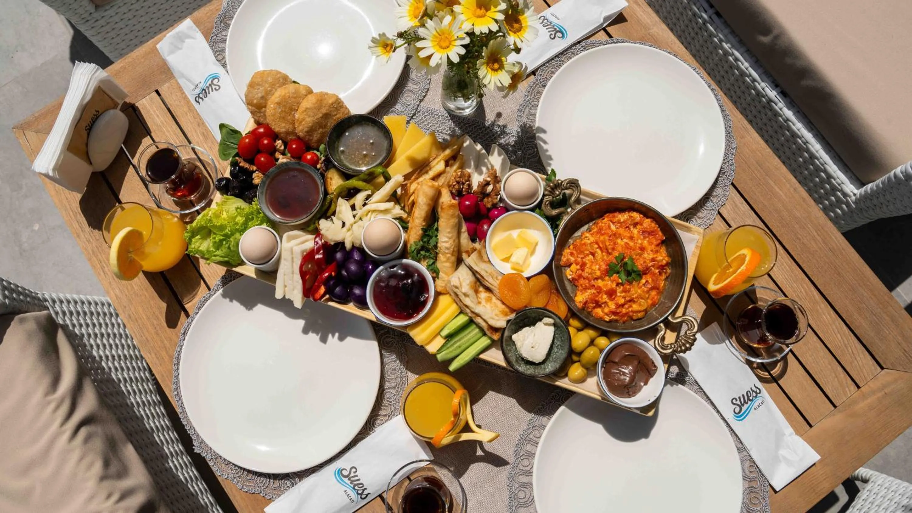 Breakfast in Enki Suess Alaçatı