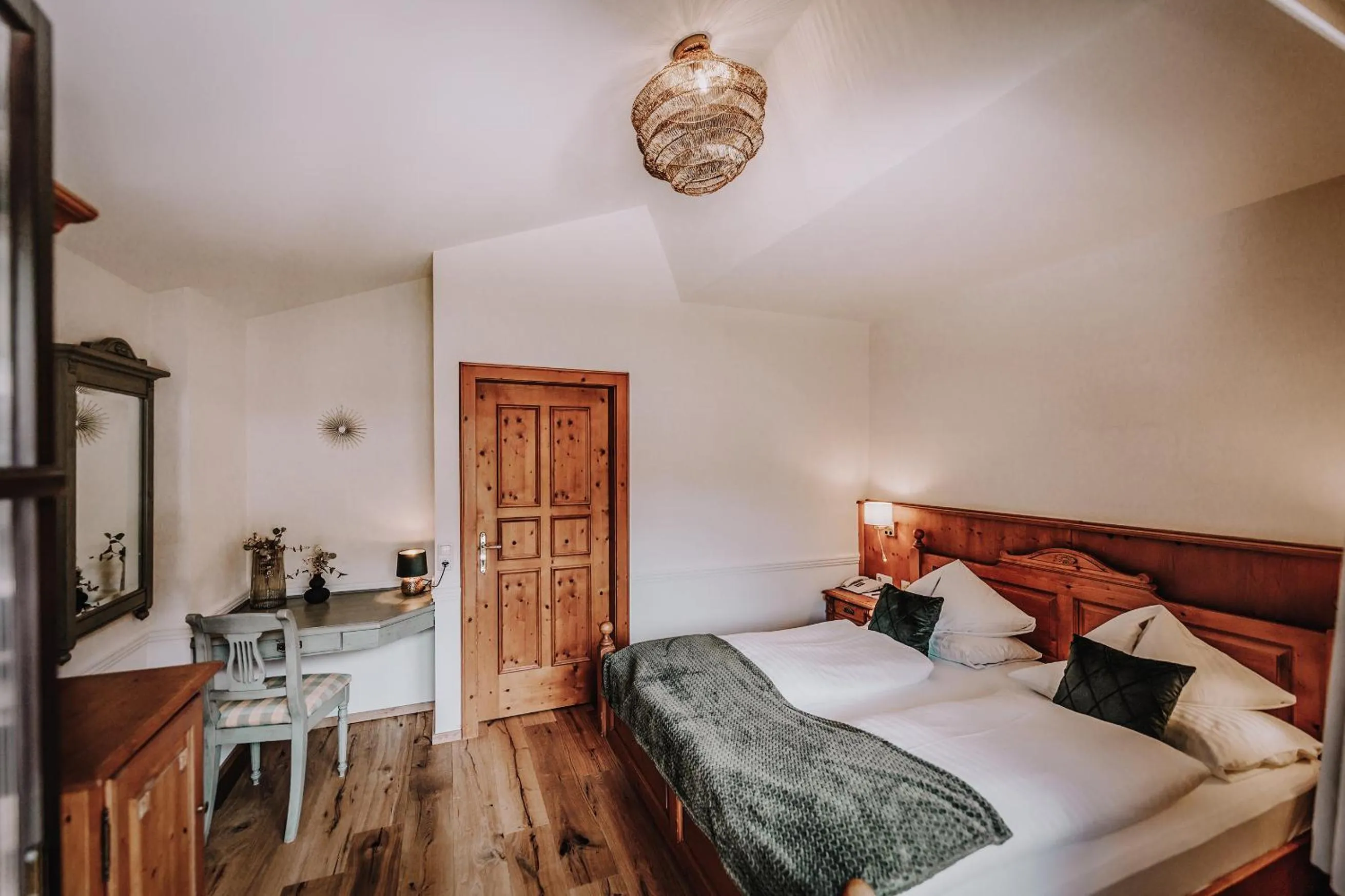 Photo of the whole room, Bed in Hotel Glücksschmiede - Hinterglemm