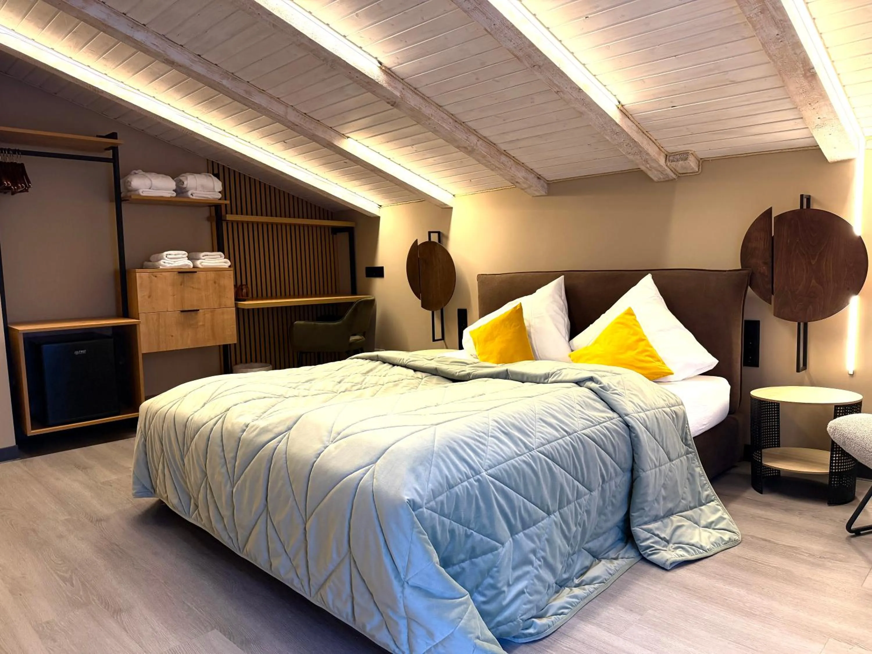 Bed in Mountains Hotel