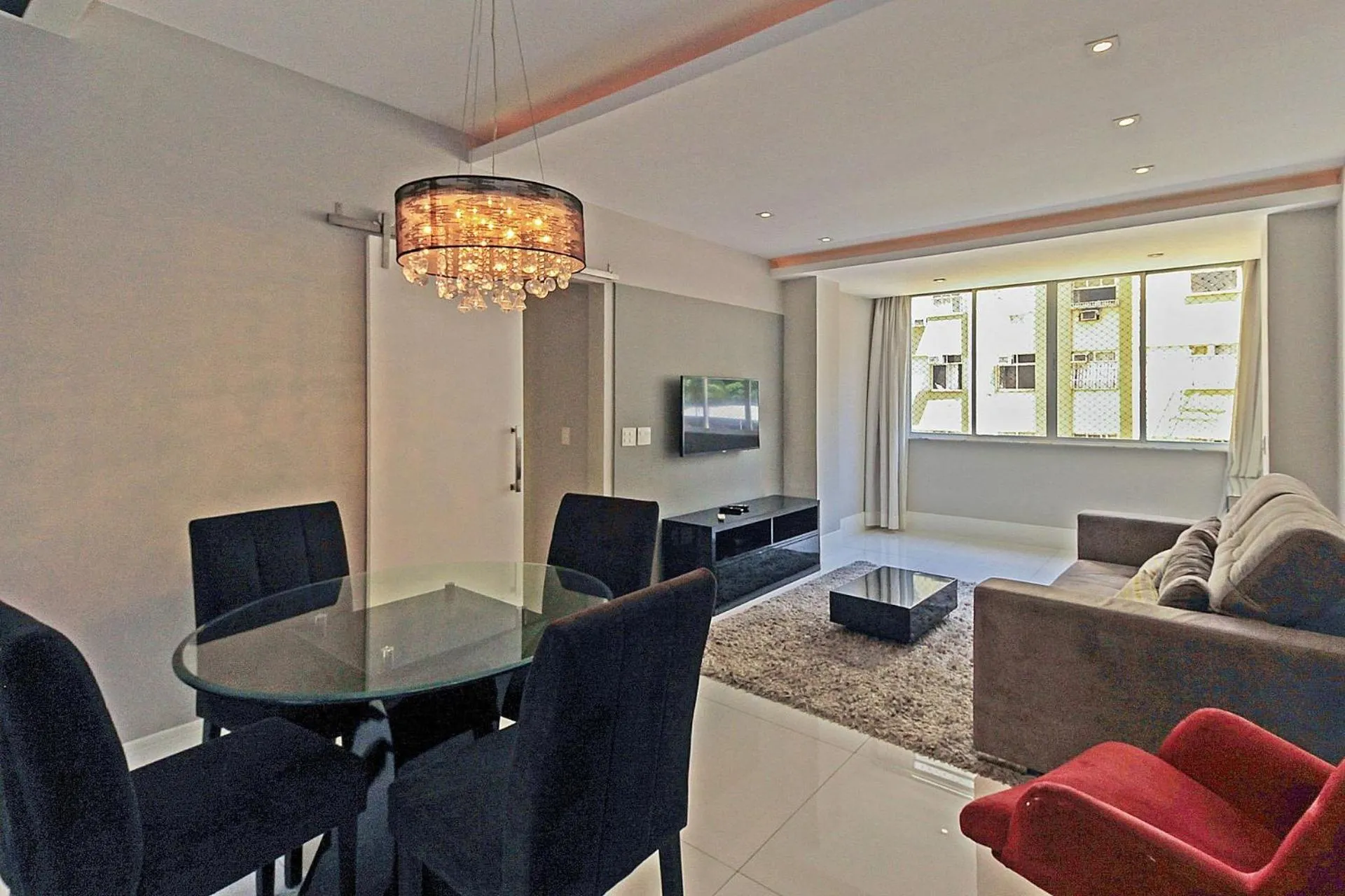 Dining area in Rio Spot Homes Copacabana D050