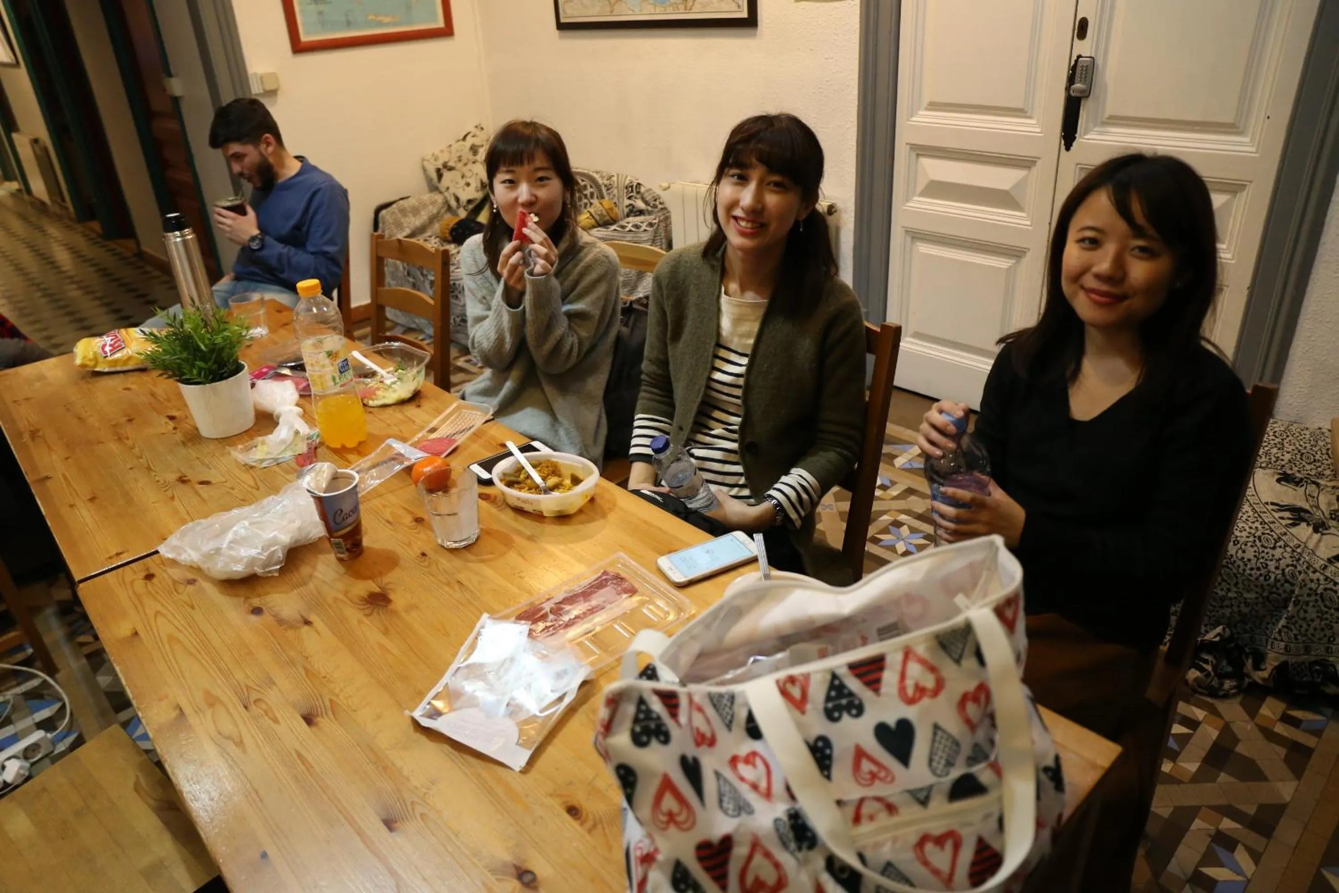 group of guests in Soul Backpackers Barcelona