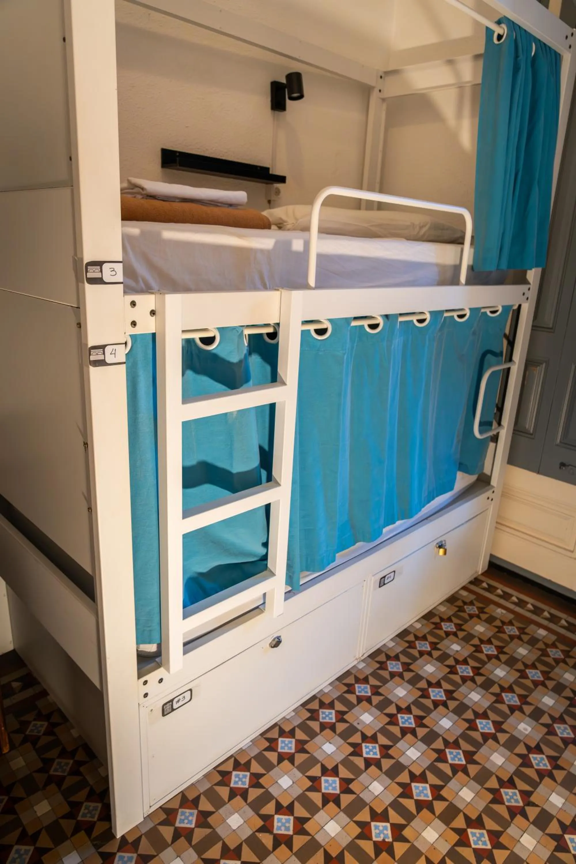 Bedroom, Bed in Soul Backpackers Barcelona