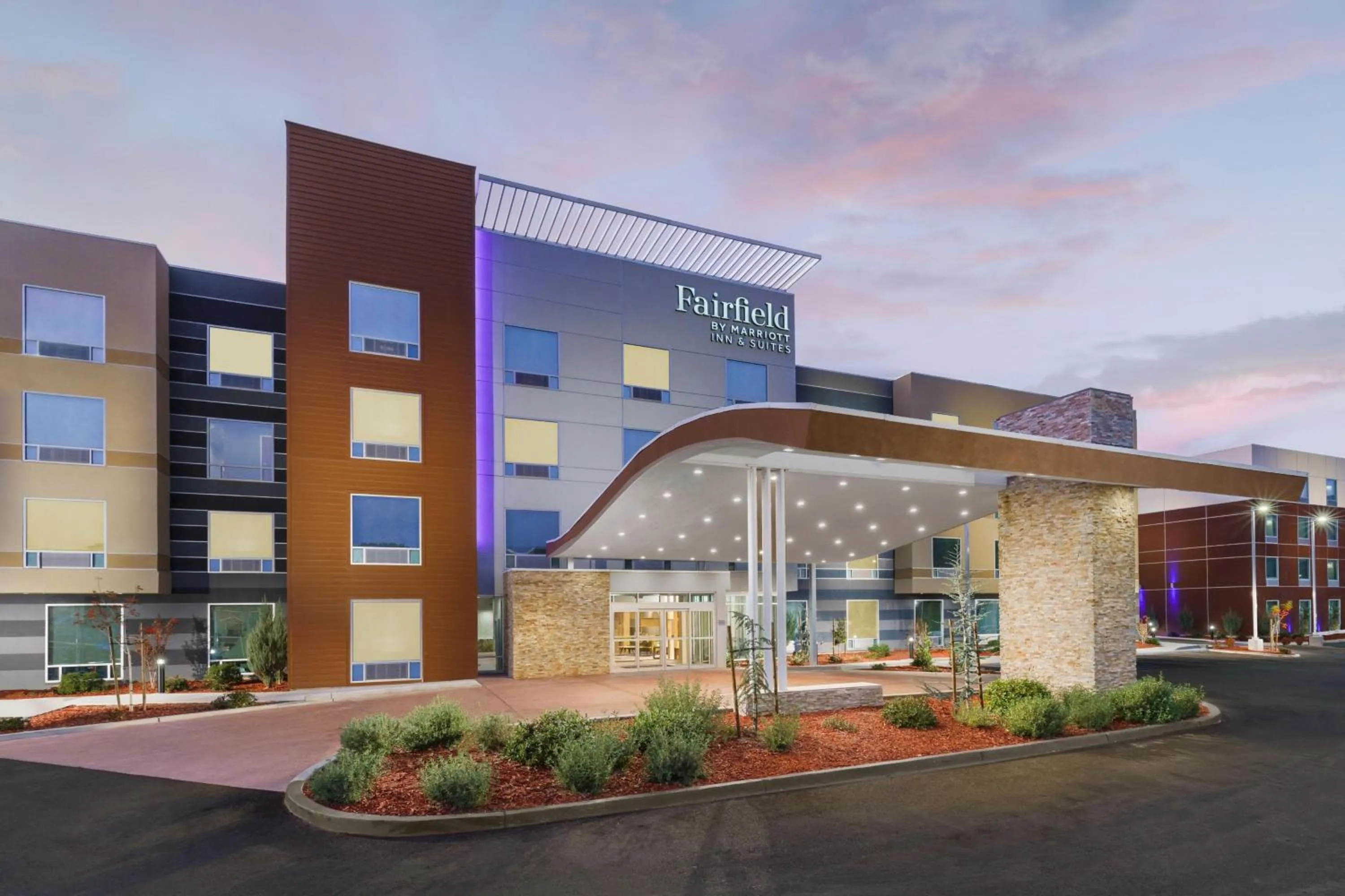 Property building in Fairfield Inn & Suites by Marriott Oakhurst Yosemite