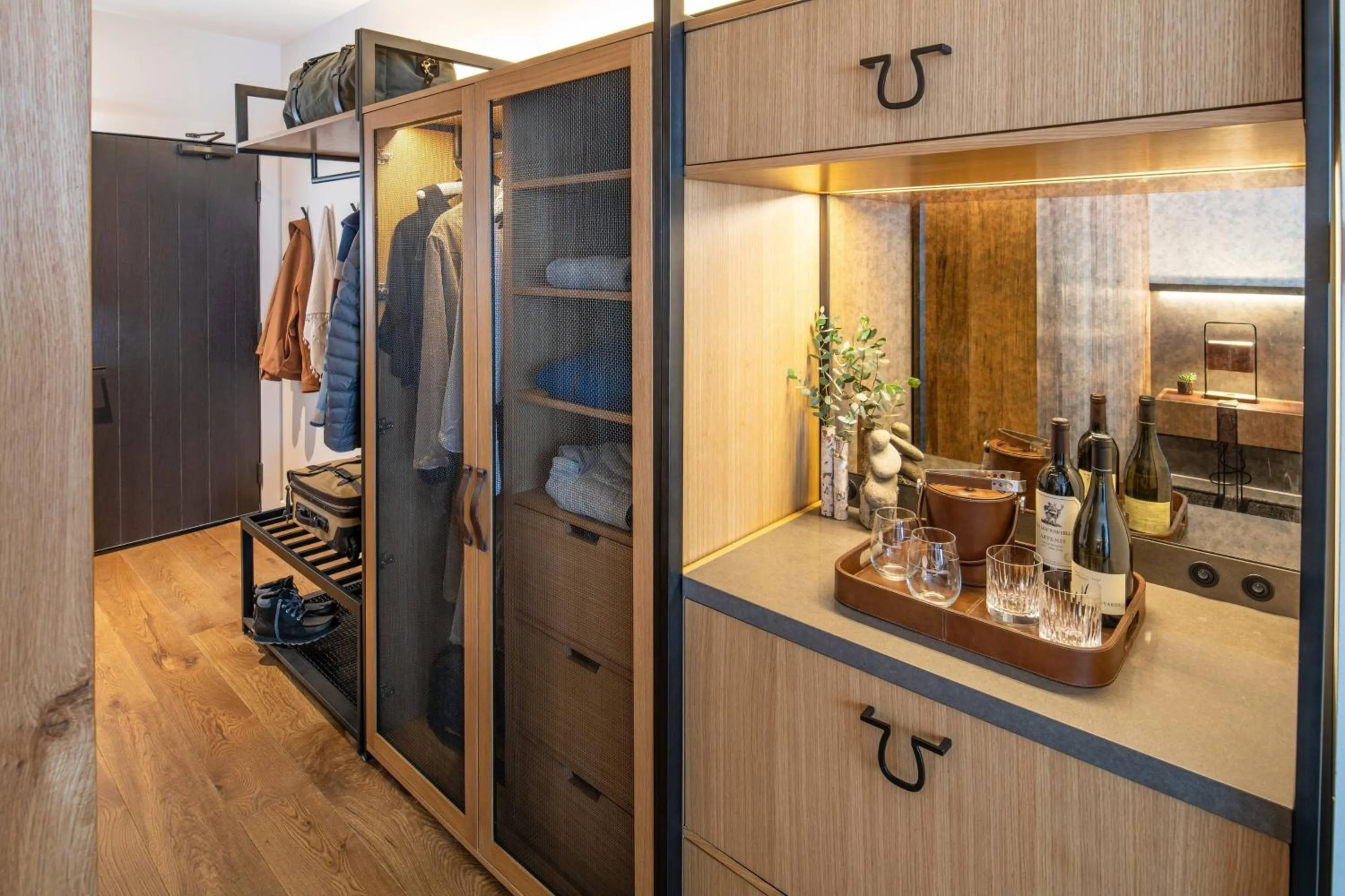 Photo of the whole room in The Cloudveil, Autograph Collection