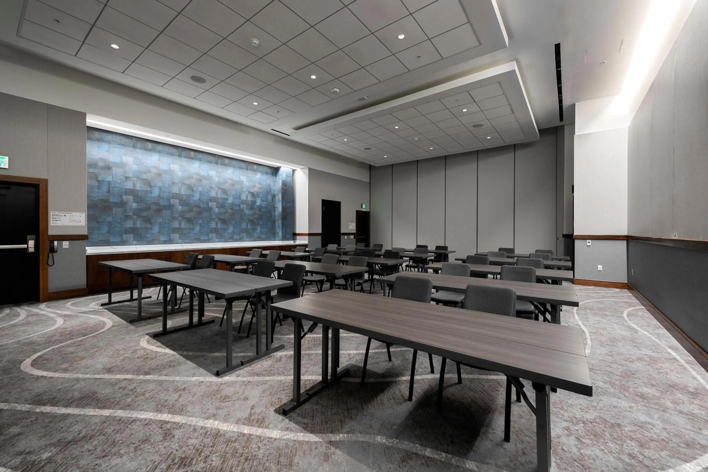 Meeting/conference room in Le Meridien Pasadena Arcadia