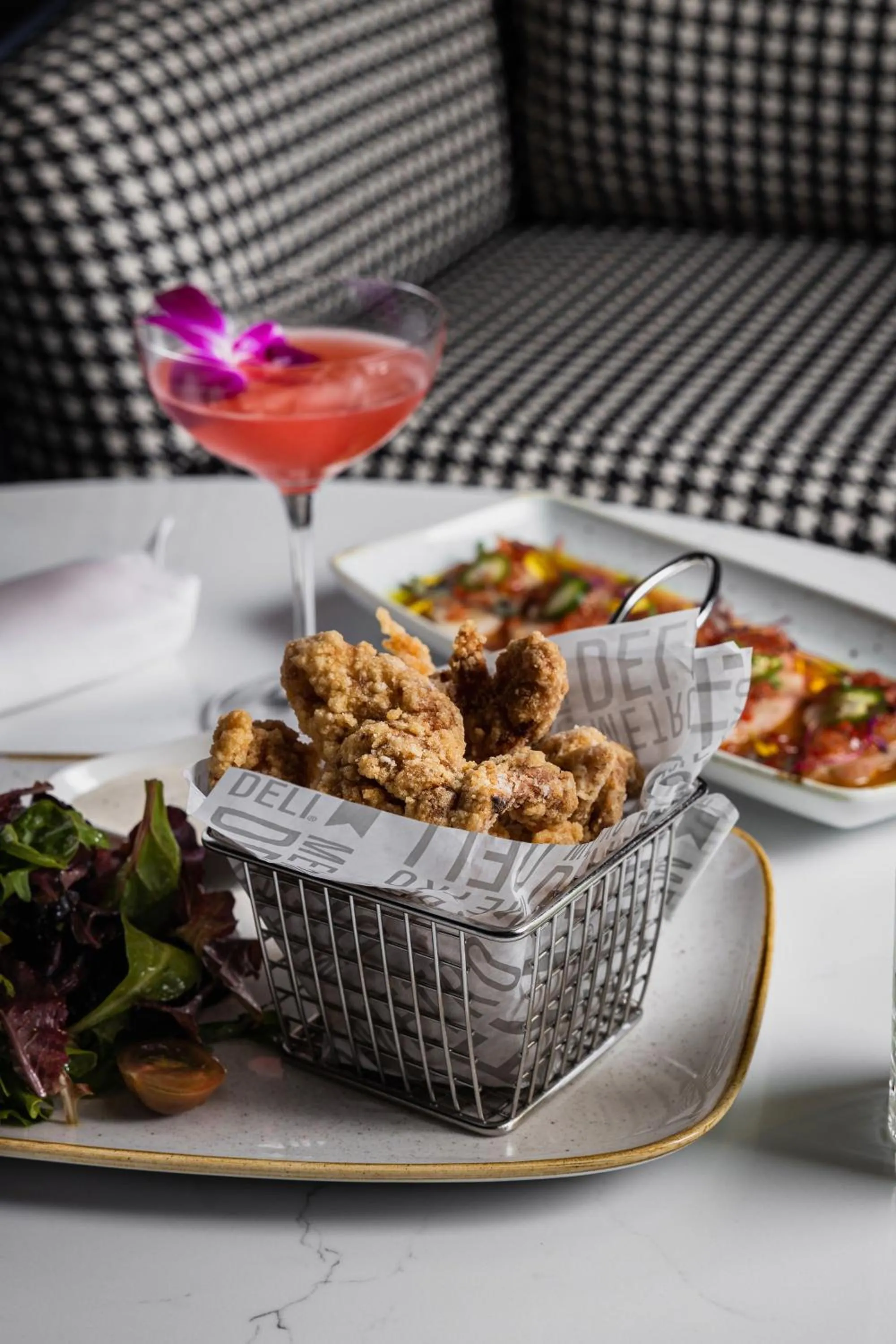 Restaurant/places to eat in Le Meridien Pasadena Arcadia