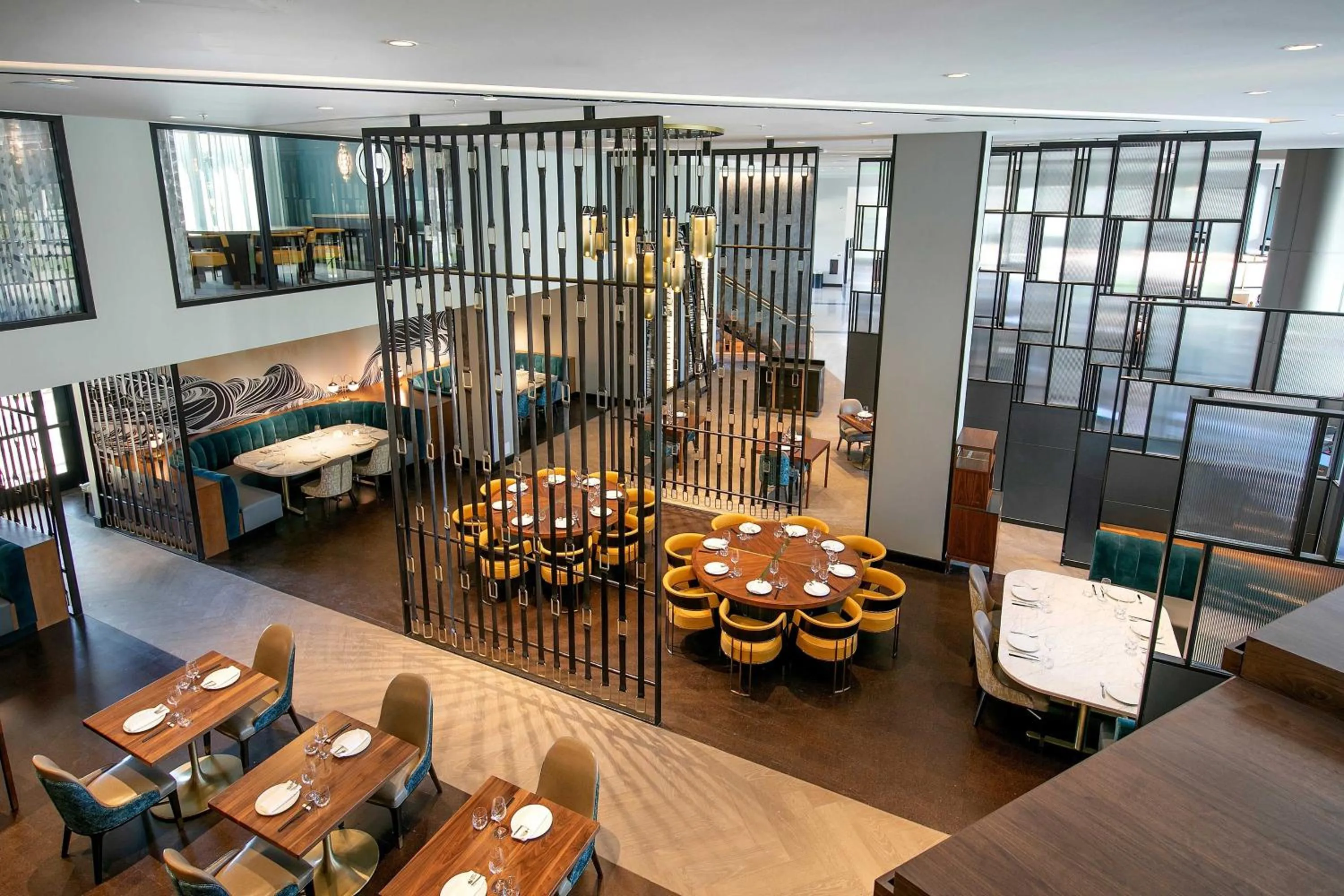 Restaurant/places to eat in Le Meridien Pasadena Arcadia