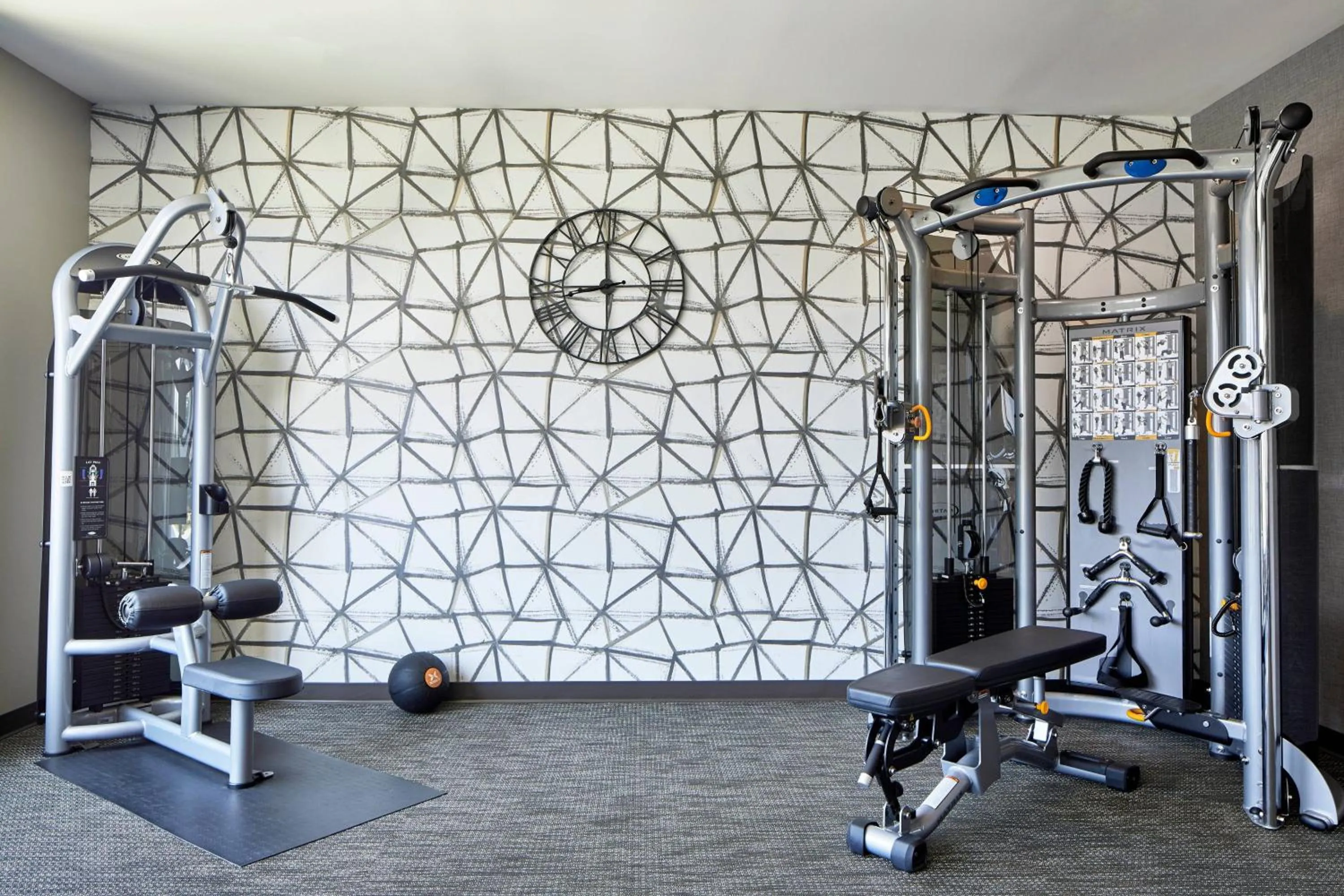 Fitness centre/facilities in AC Hotel by Marriott Tuscaloosa Downtown