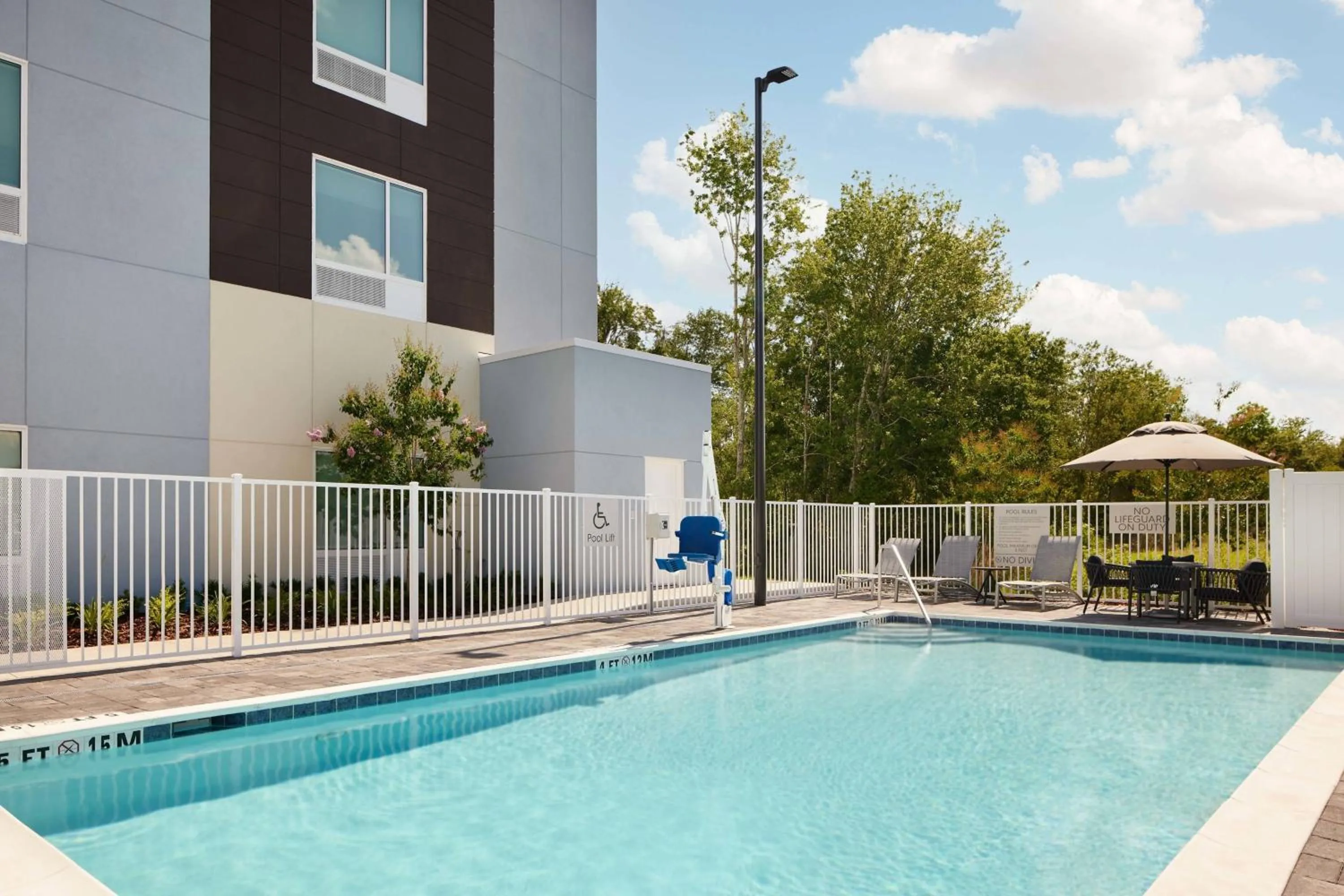 Swimming pool in TownePlace Suites by Marriott Plant City