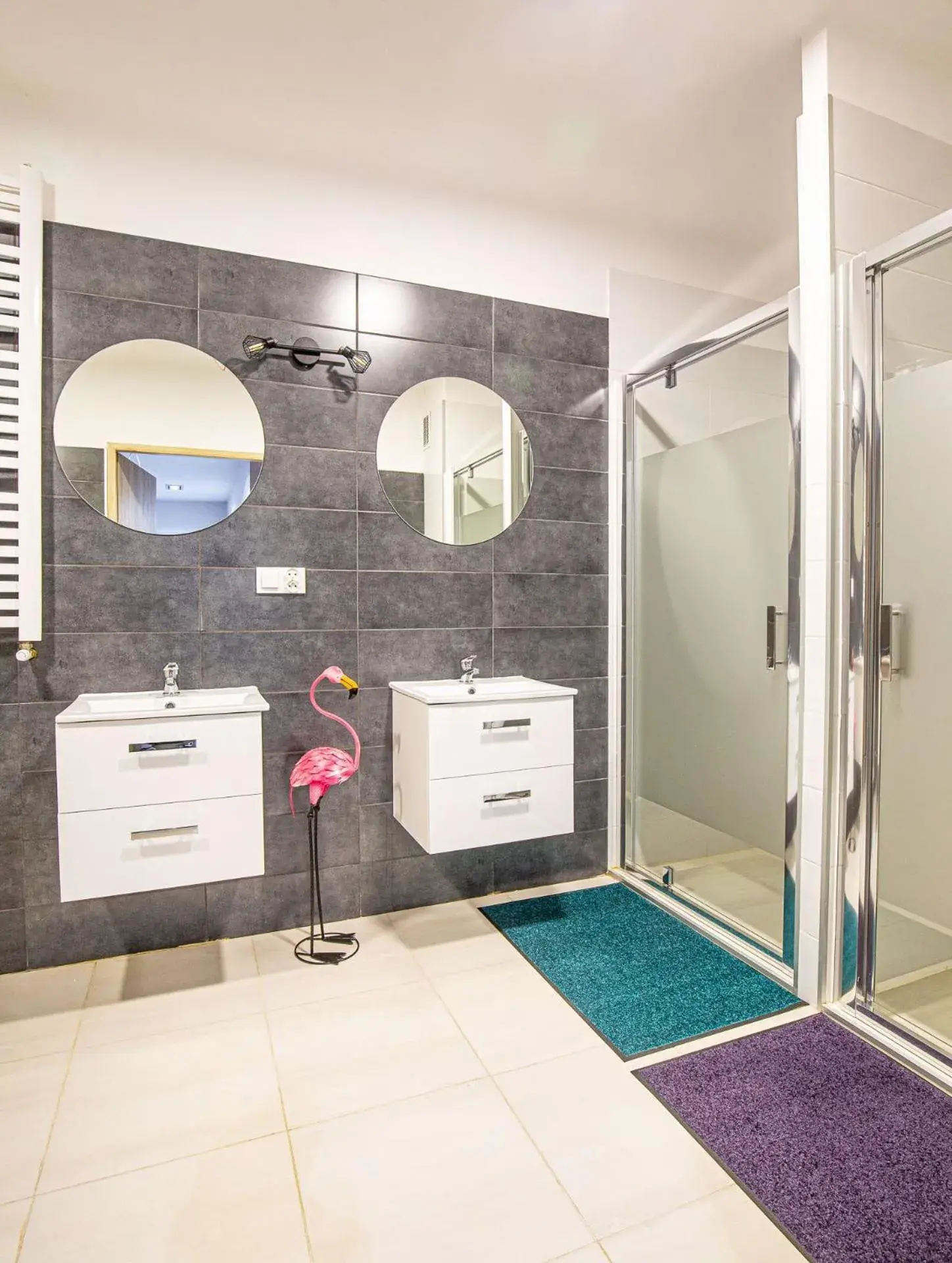 Double Room in Marathon Noclegi Double Room in Marathon Noclegi
