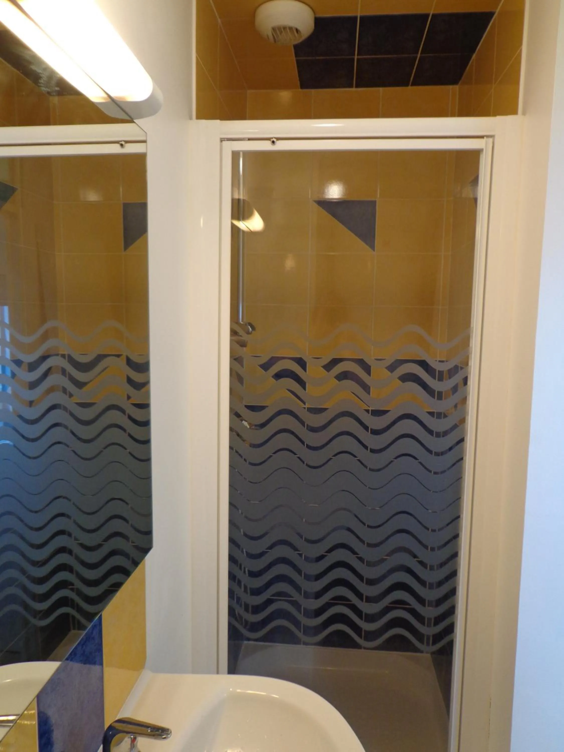 Shower in Appartement d'Hôtes