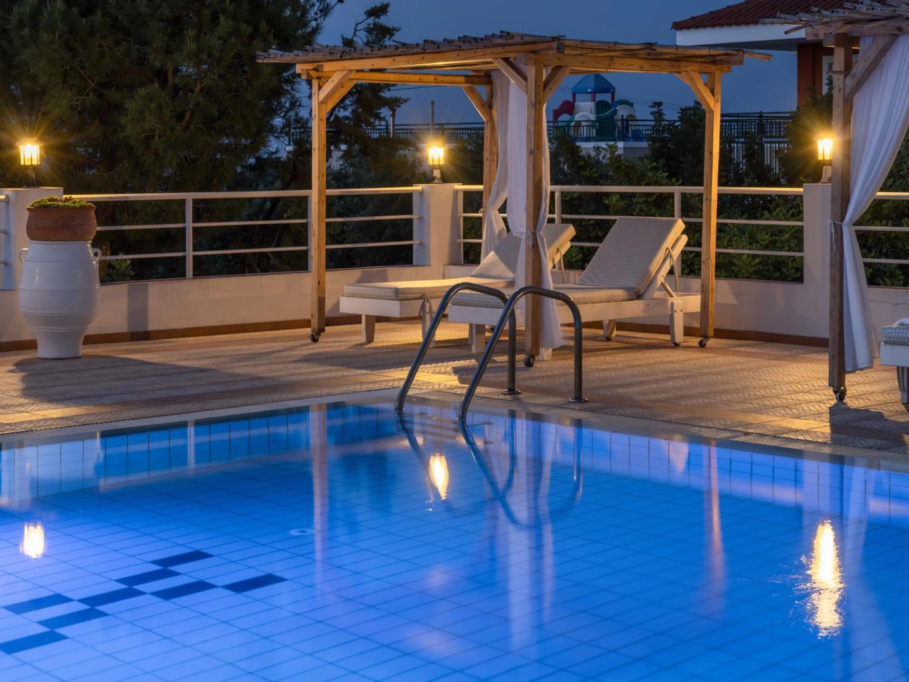 Swimming pool in Aegean Apartments