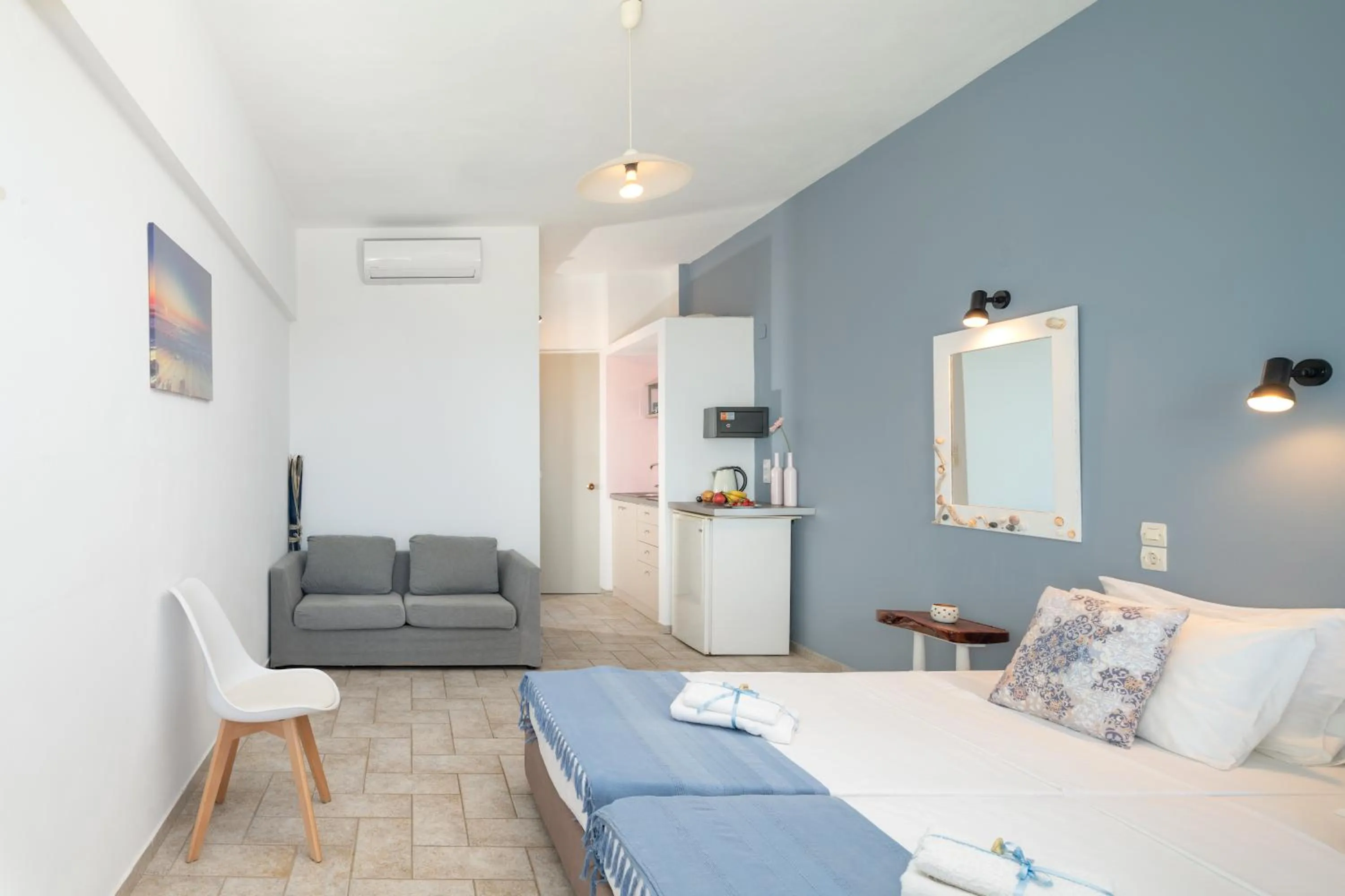 Photo of the whole room in Aegean Apartments