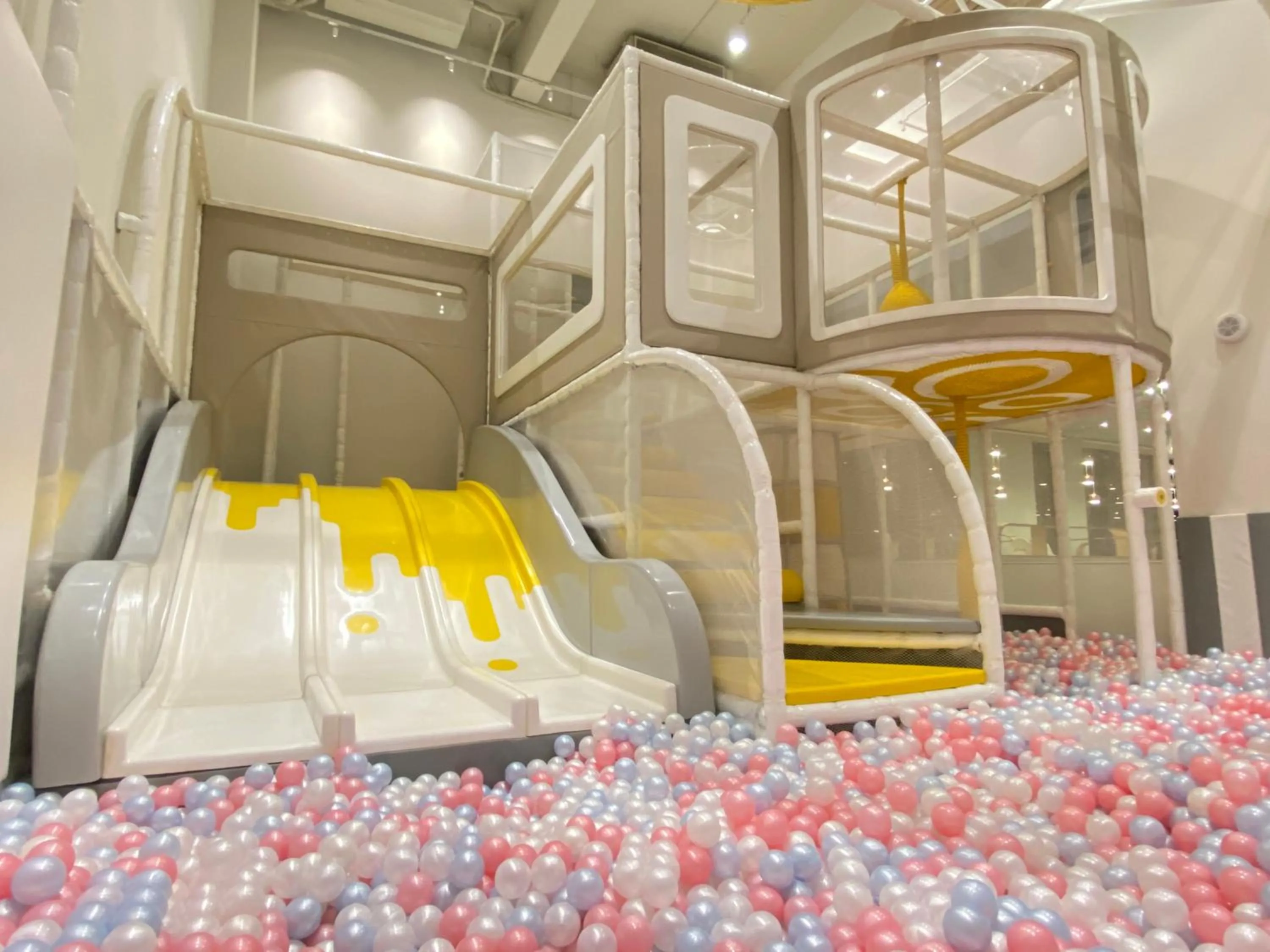 Kids's club, Bed in Shineworld 11