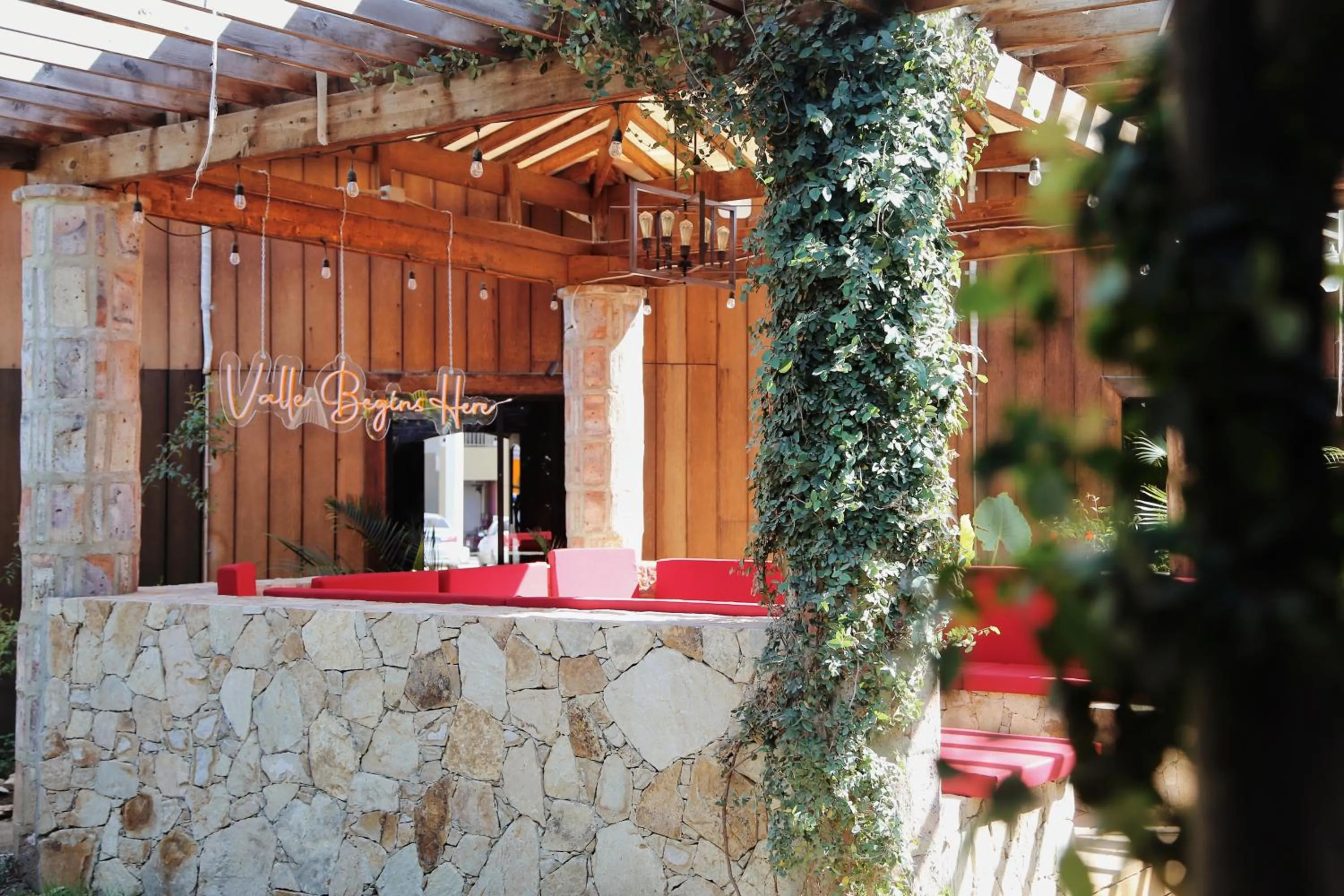 Garden in Hotel Valle 13 Ruta del Vino