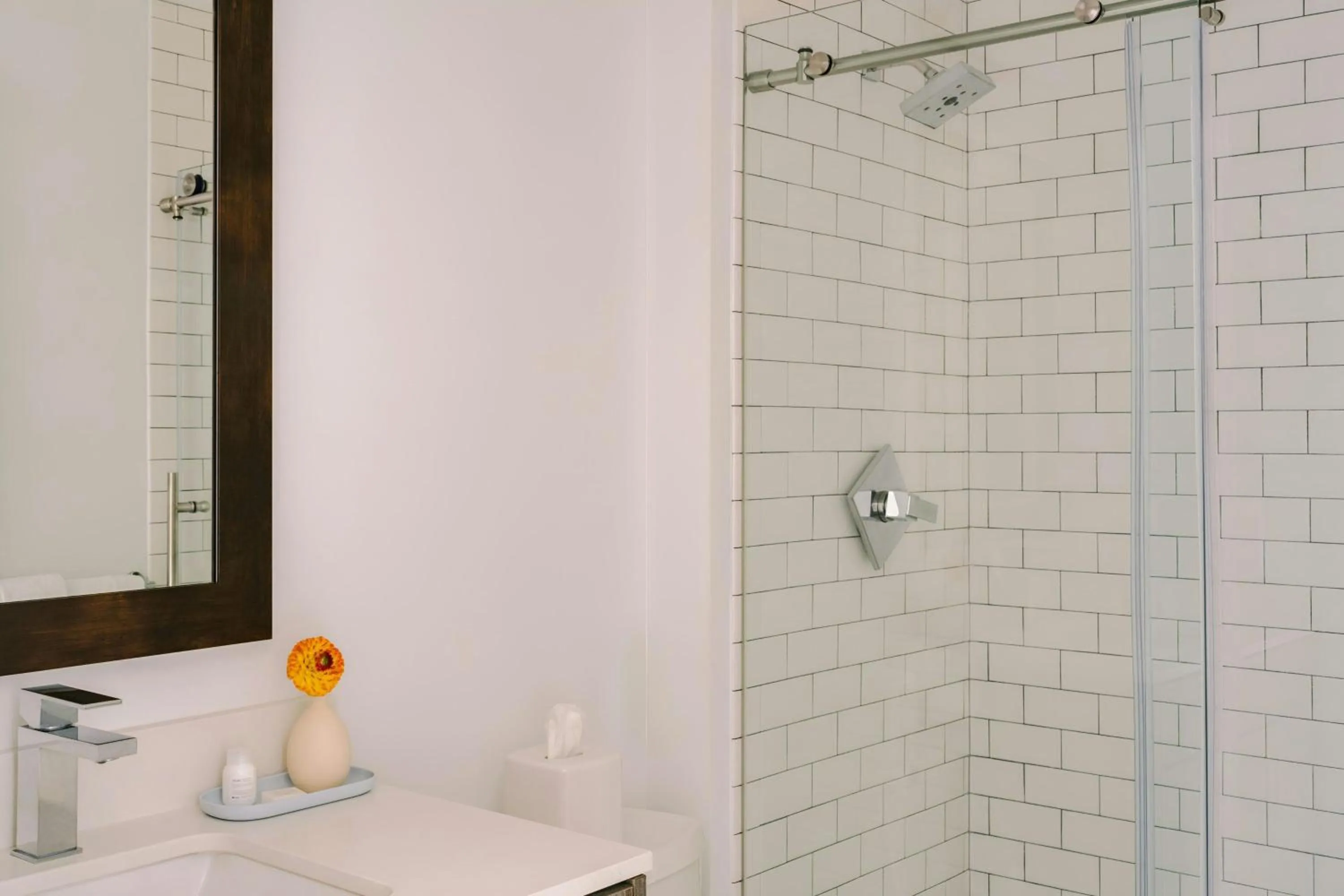 Bathroom in Sonder by Marriott Bonvoy The Witherspoon Apartments Center City