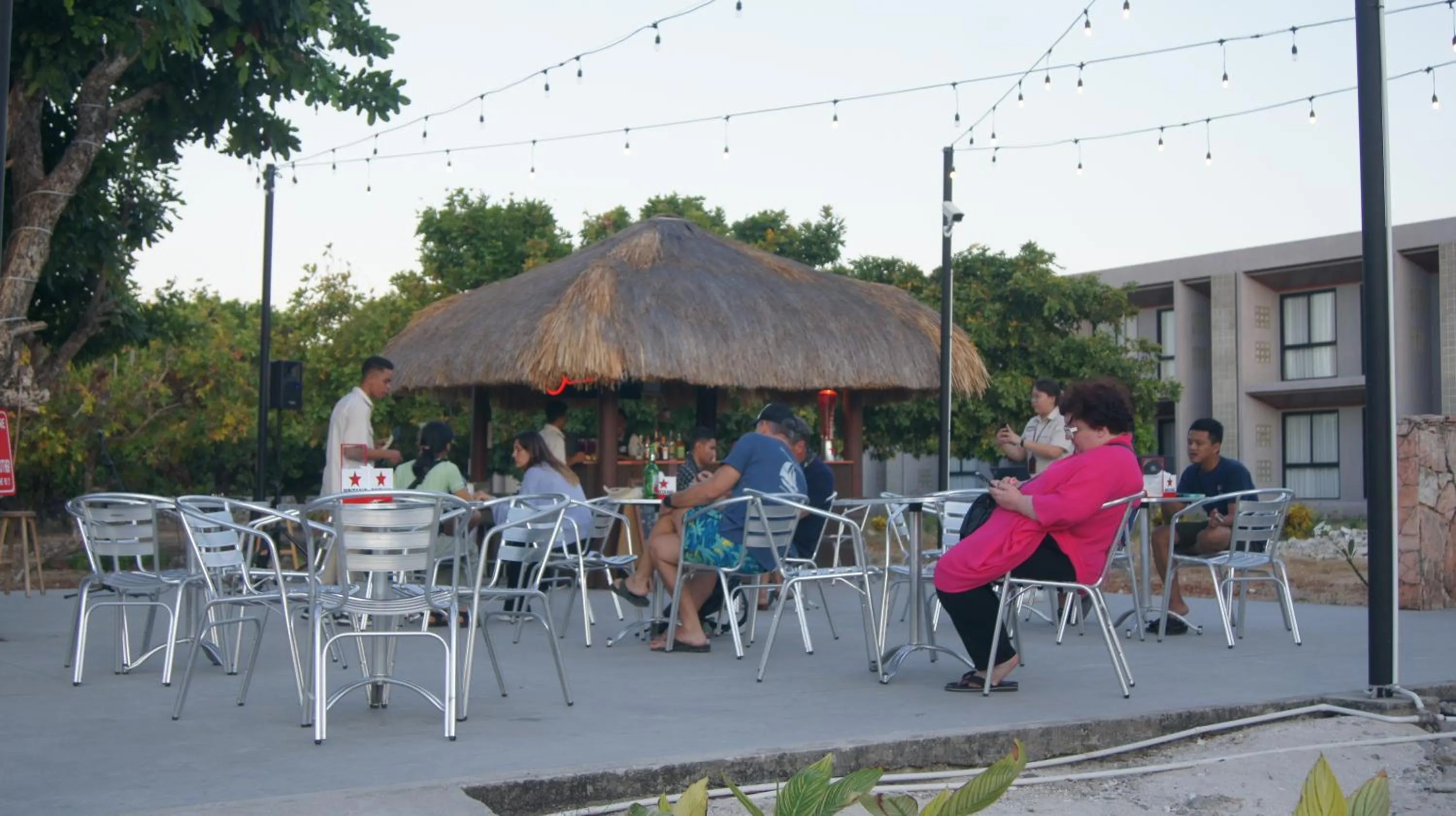 Lounge or bar in Kambaniru Beach Hotel and Resort