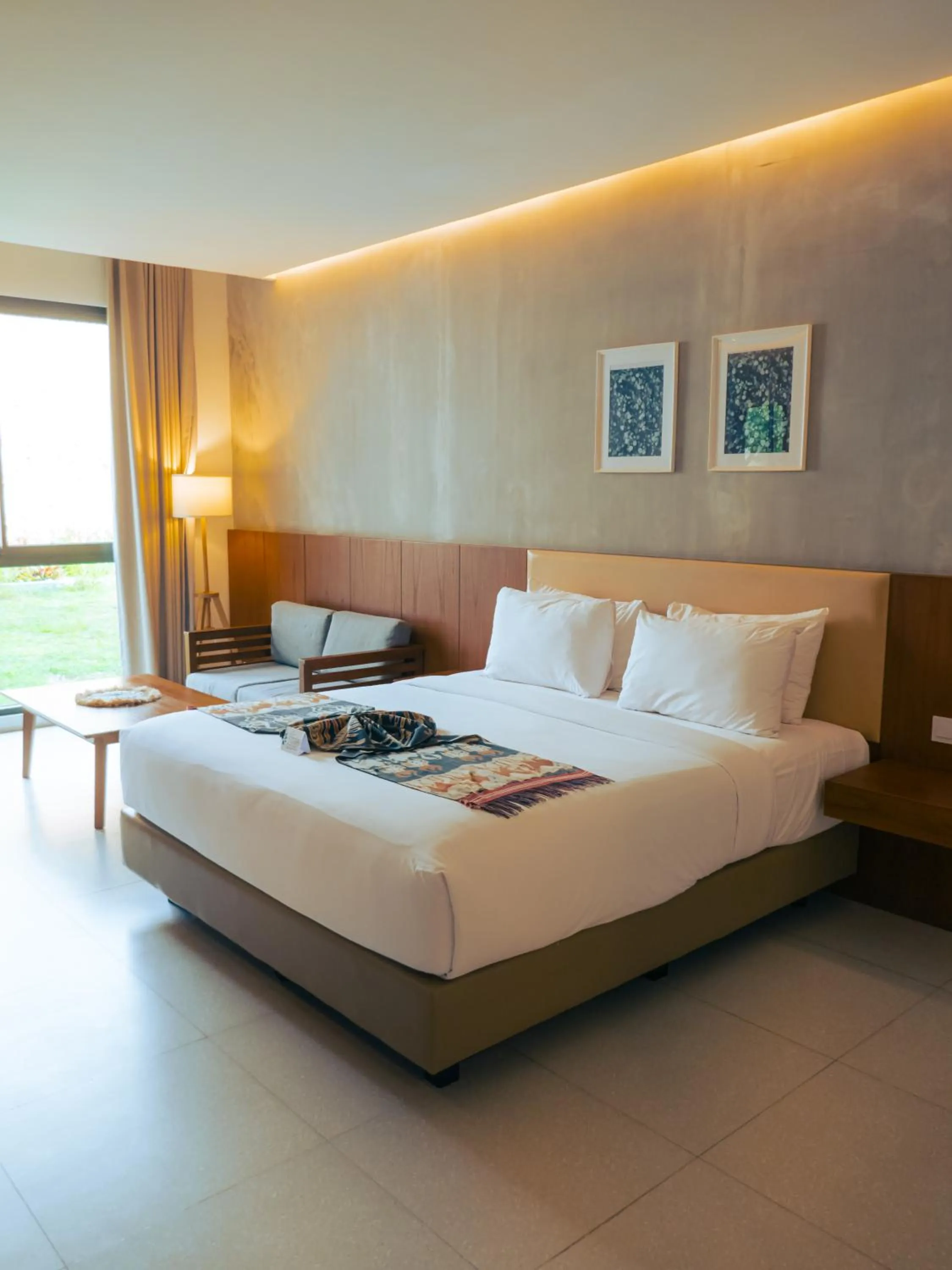 Bed in Kambaniru Beach Hotel and Resort