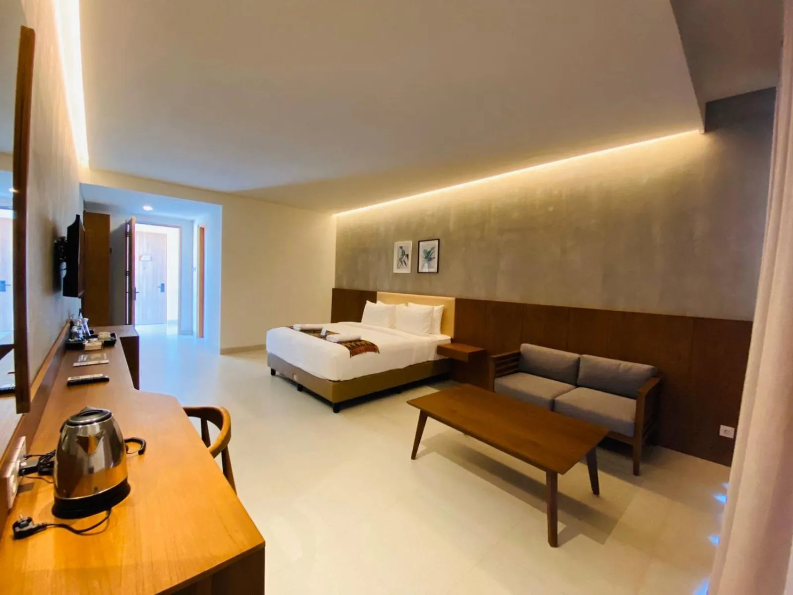 Bed in Kambaniru Beach Hotel and Resort