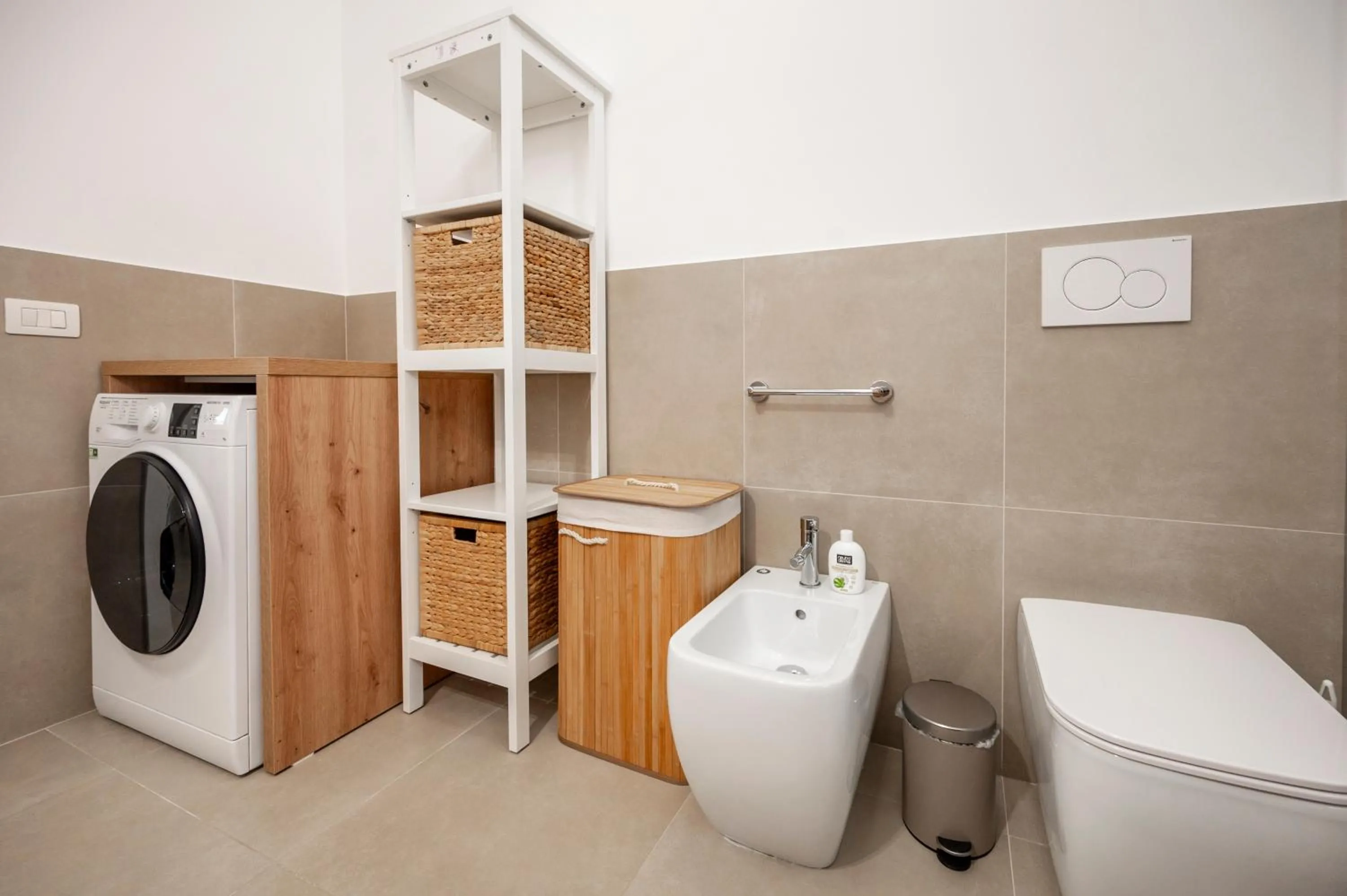 Shower in Villa Dolmen Beach