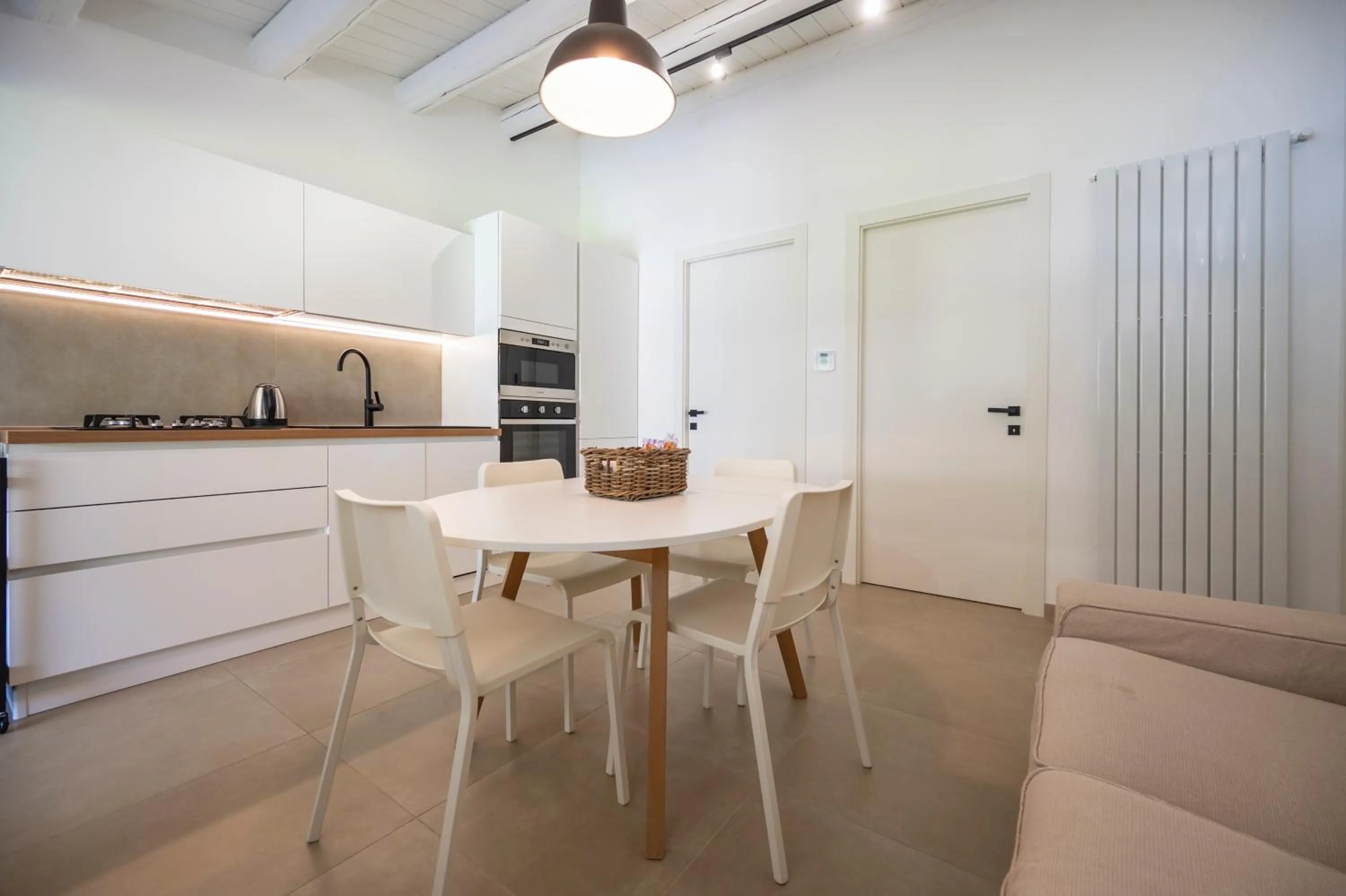 Kitchen or kitchenette in Villa Dolmen Beach
