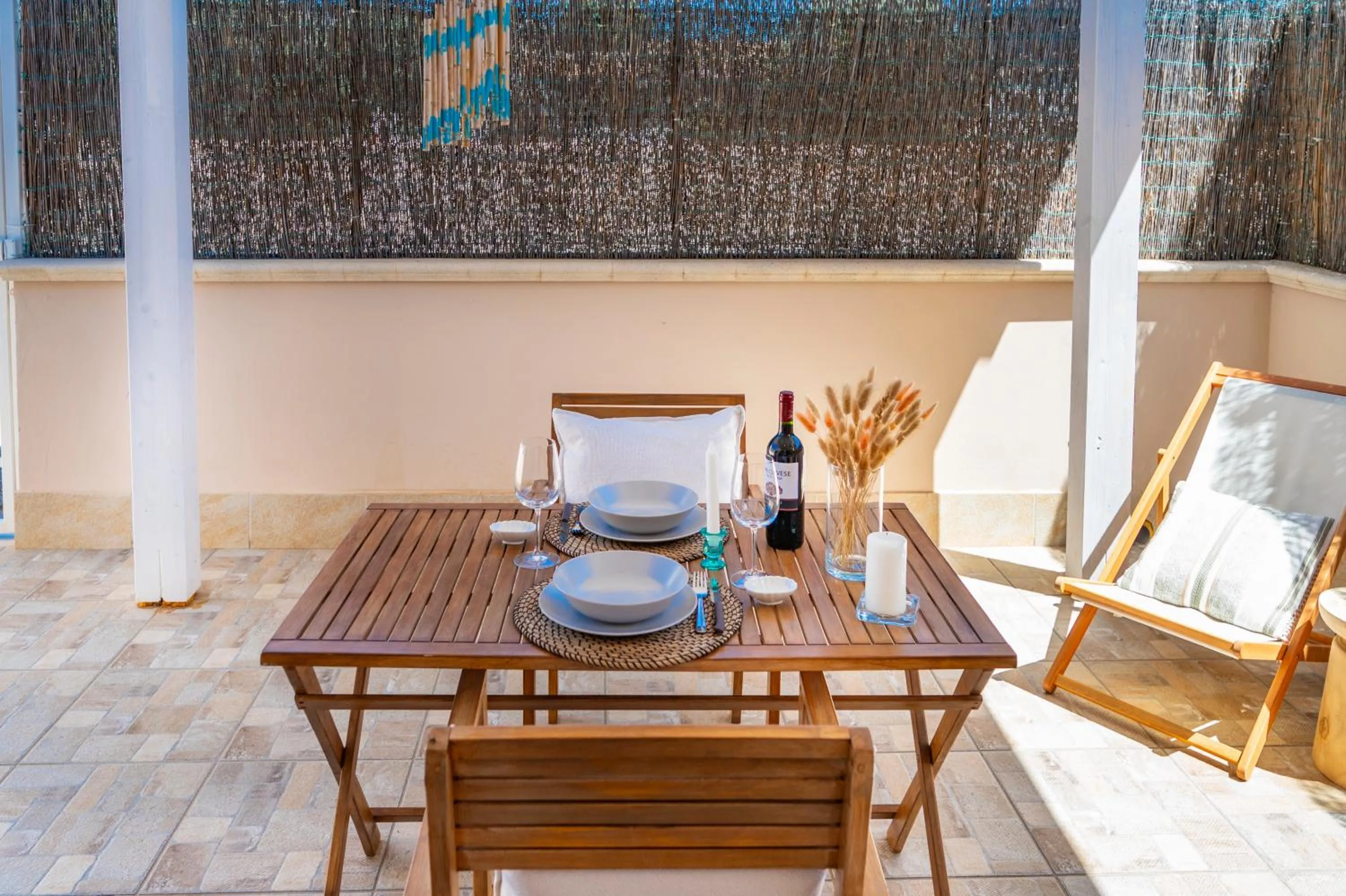 Patio in Villa Dolmen Beach