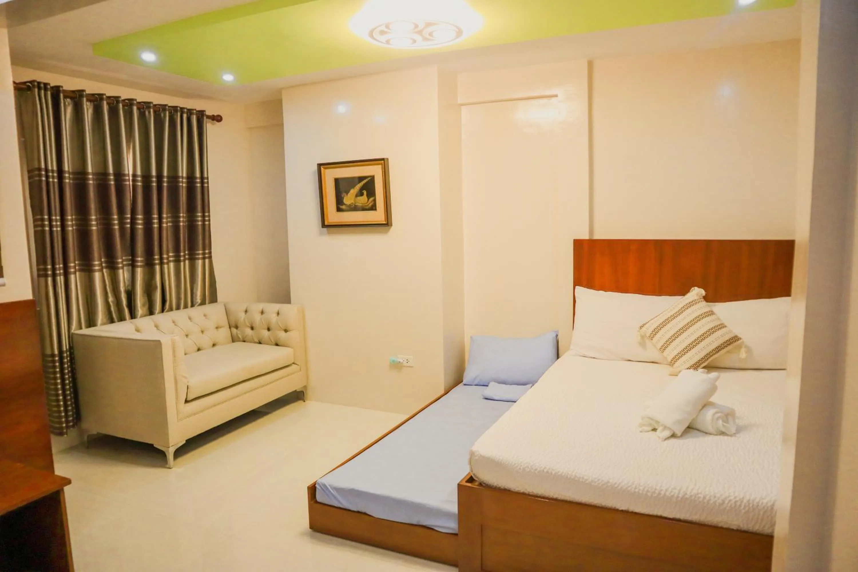 Bed in Youhan Beach Resort