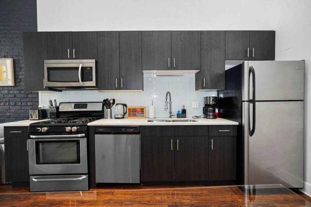 Modern 2BR 420 Friendly in Chicago South Loop Near Museum Campus, McCormick Place and Soldier Field