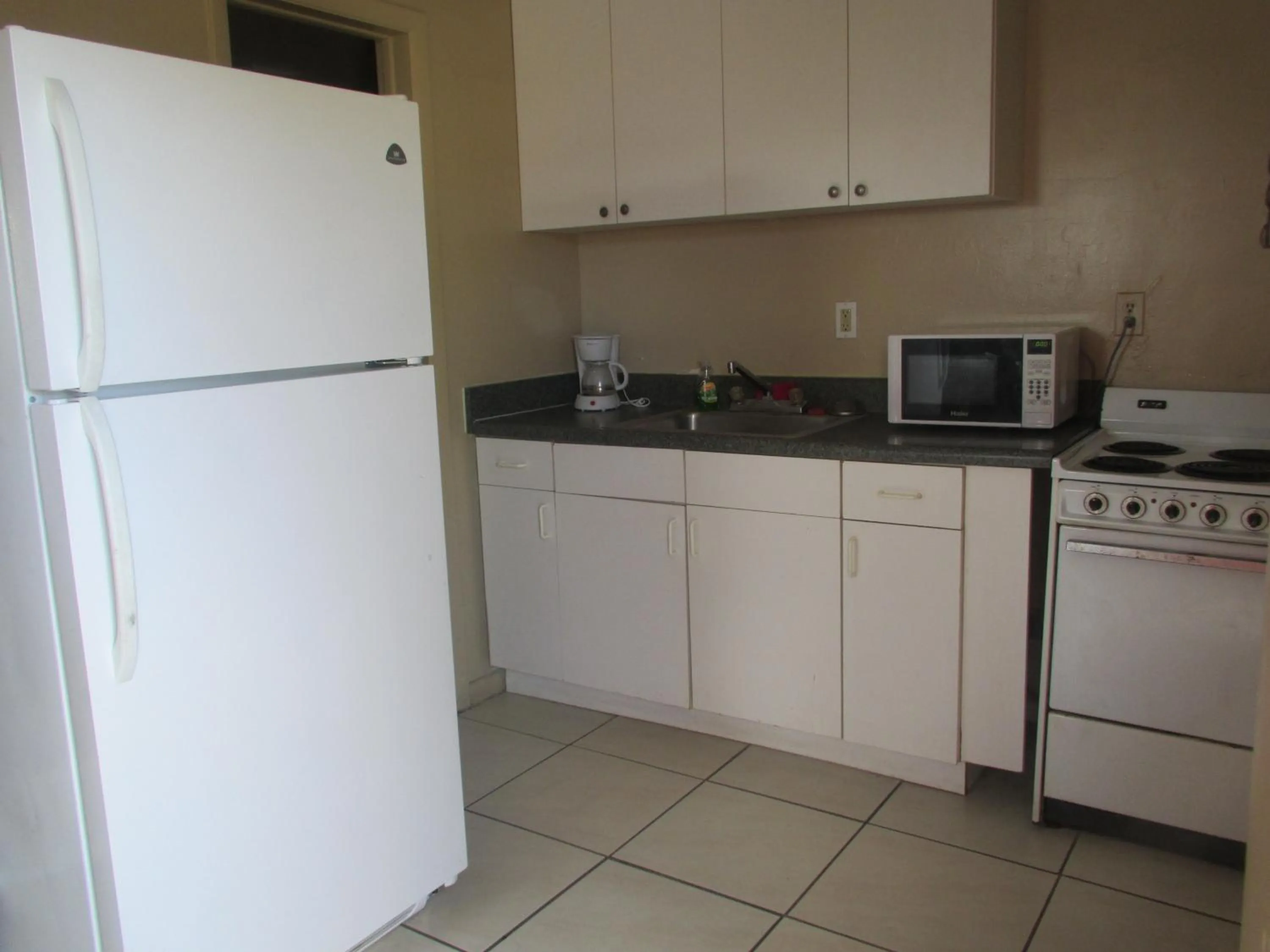 Kitchen or kitchenette in Country Lodge