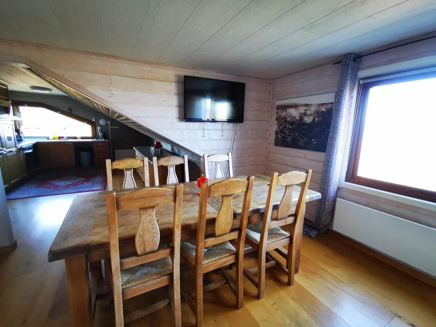 Abisko Guesthouse & Activities