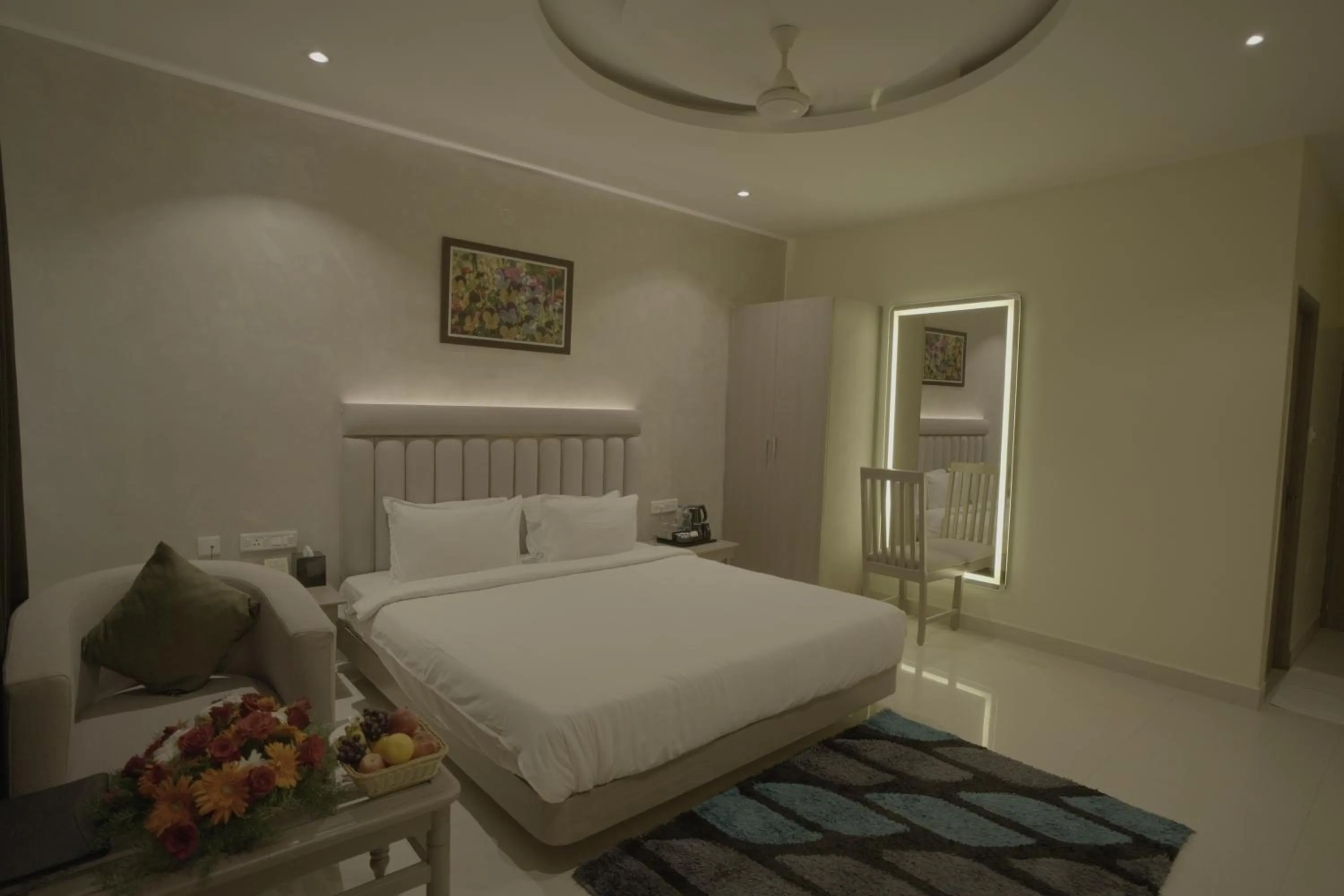 Photo of the whole room, Bed in HOTEL ROYAL GRANDE