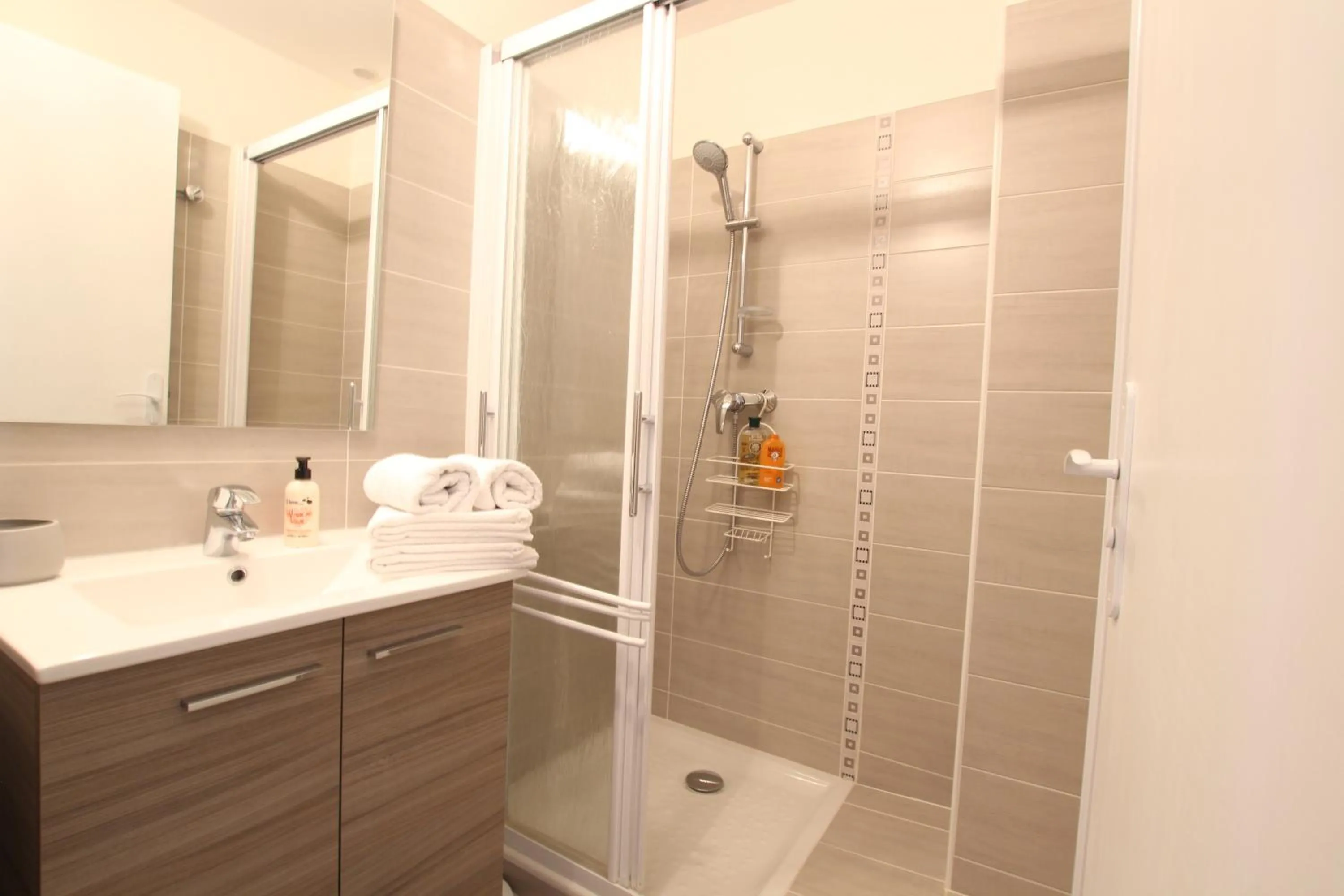 Shower in Chalet Changalan