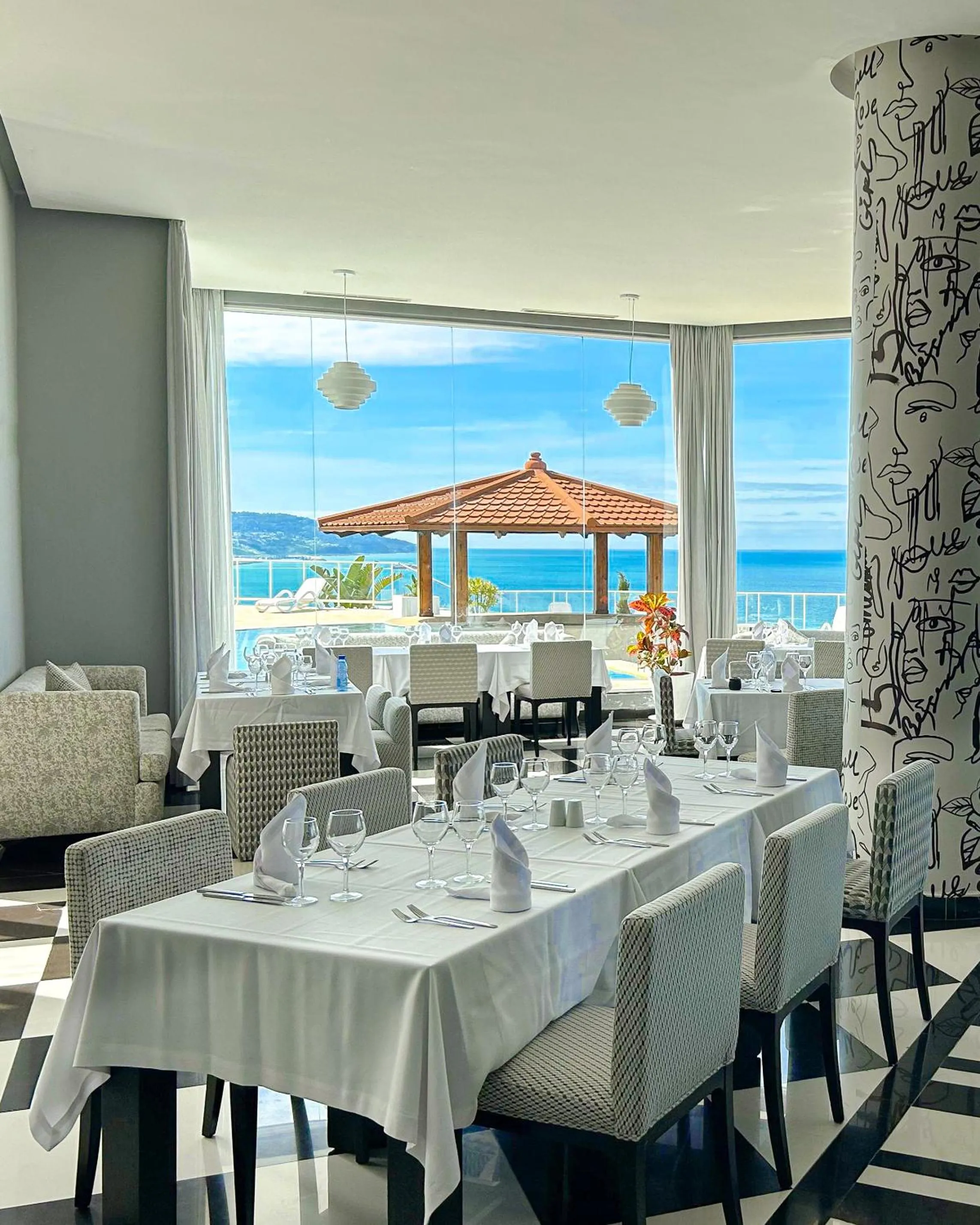 Restaurant/places to eat in Hotel Farah Tanger