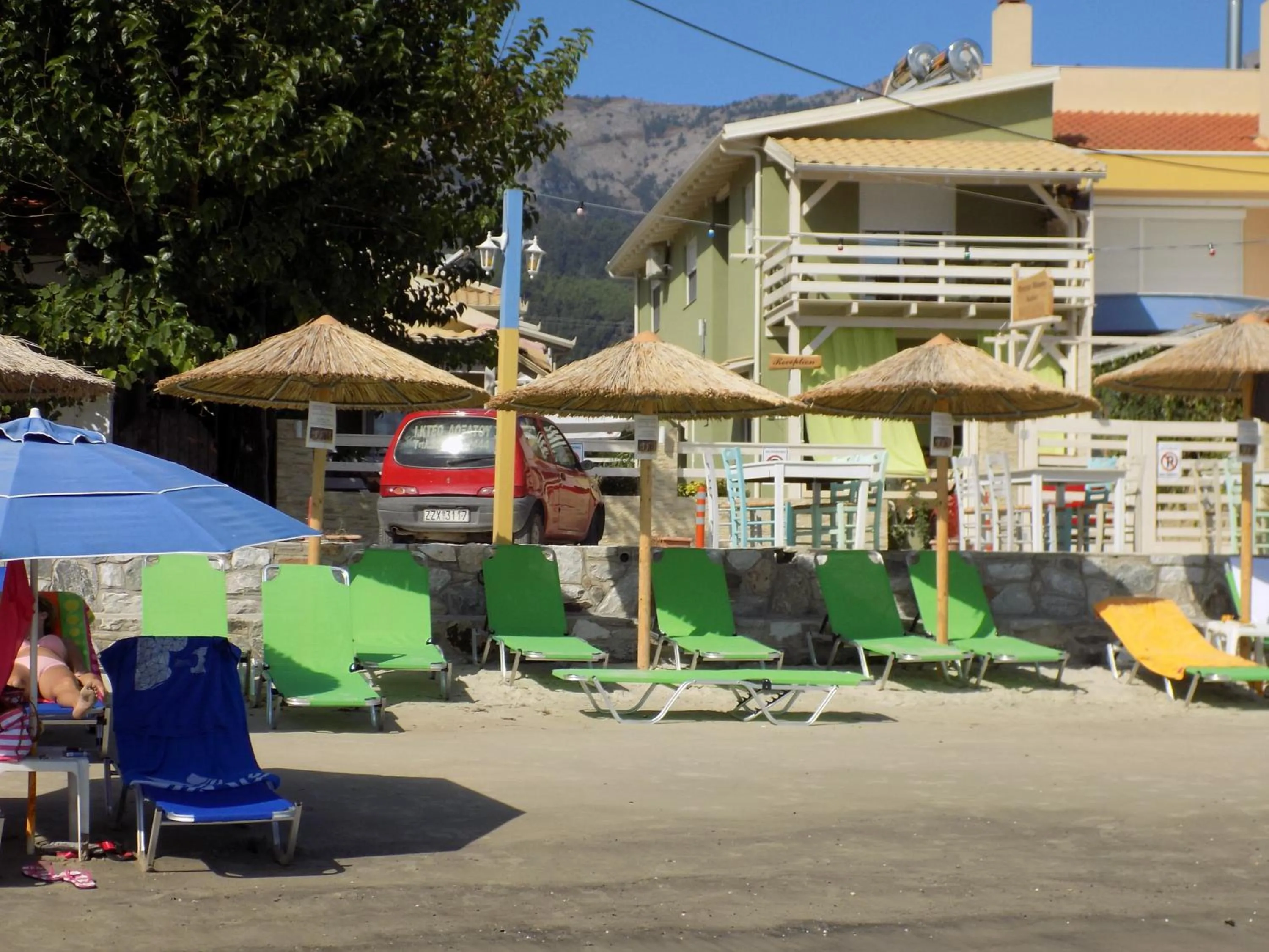 Beach in Suites Pierion Musses
