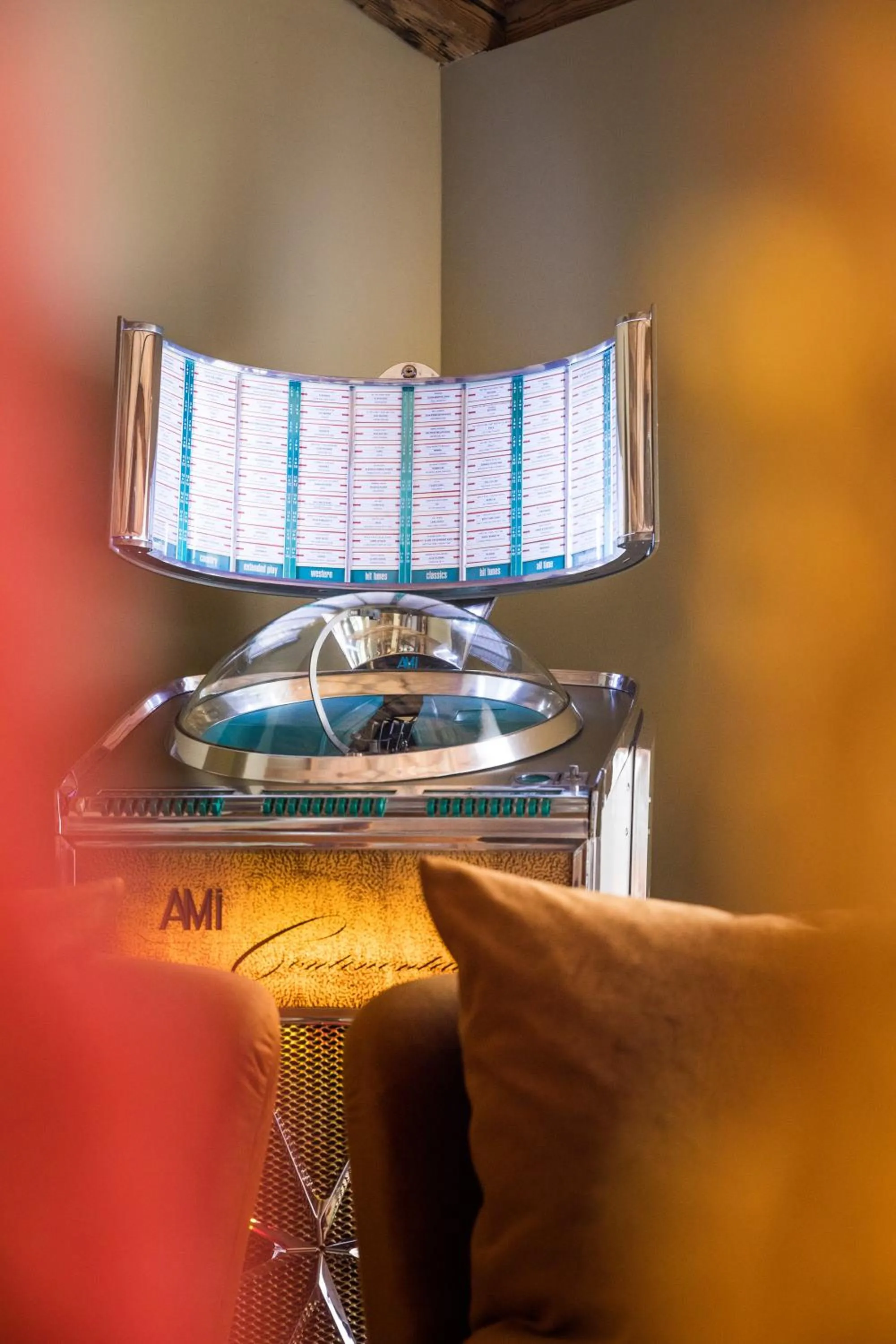 Living room in Raffl's Tyrol Hotel